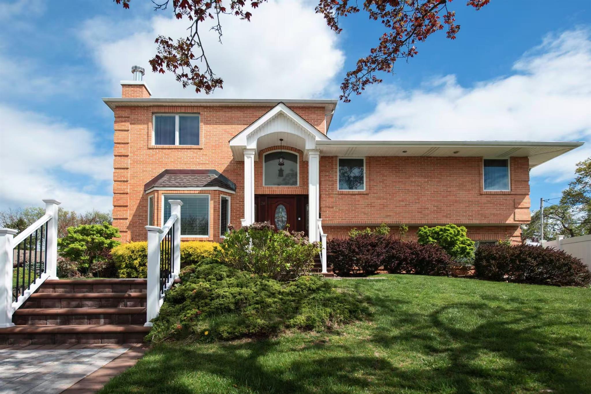 #2 photo, 28 Merit Lane, ナッソー郡 Jericho , NY 11753