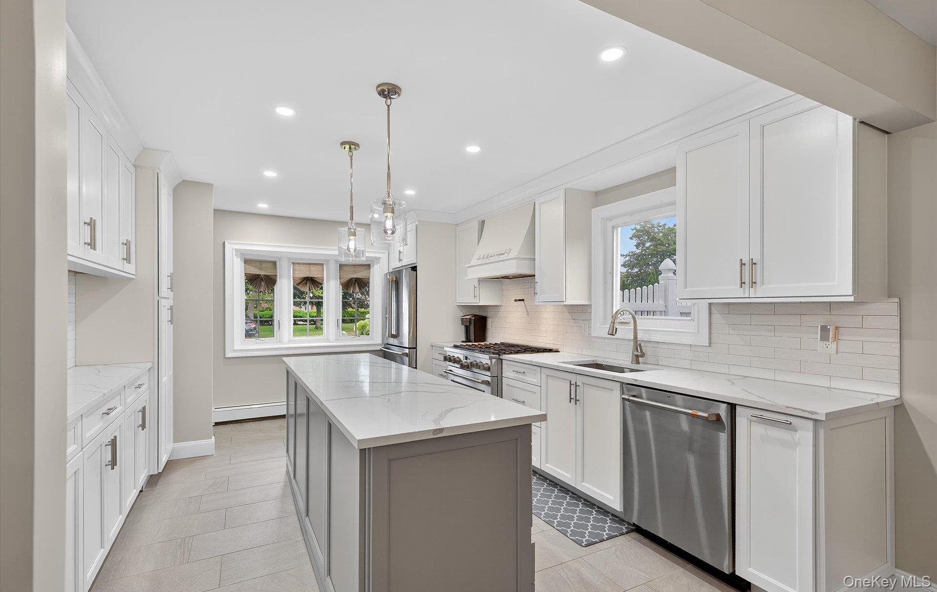 #6 photo, 321 Lagoon Drive, サフォーク郡 Copiague , NY 11726