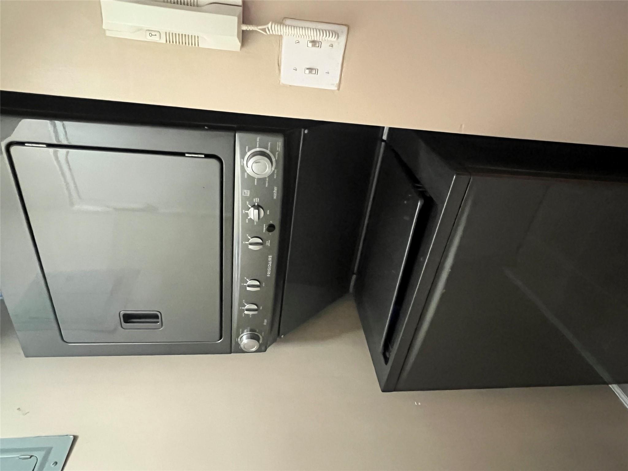 #7 photo, 90-32 153 Avenue, Howard Beach , NY 11414