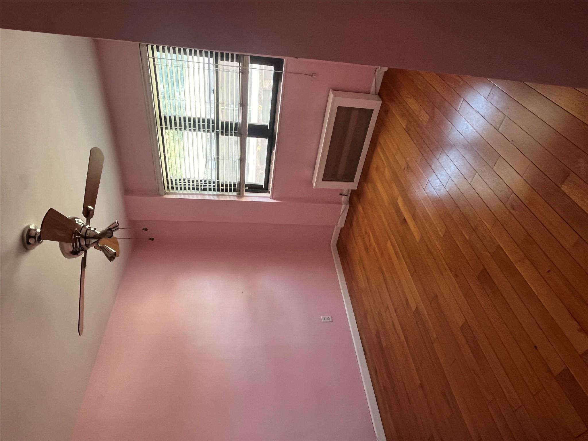 #8 photo, 90-32 153 Avenue, Howard Beach , NY 11414