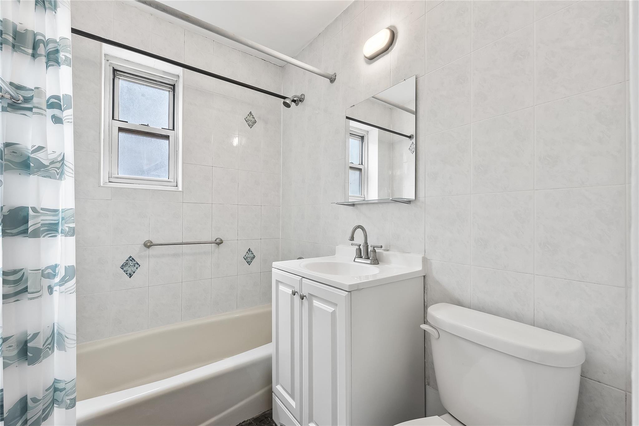 #8 photo, 147-25 38th Ave, Flushing , NY 11354