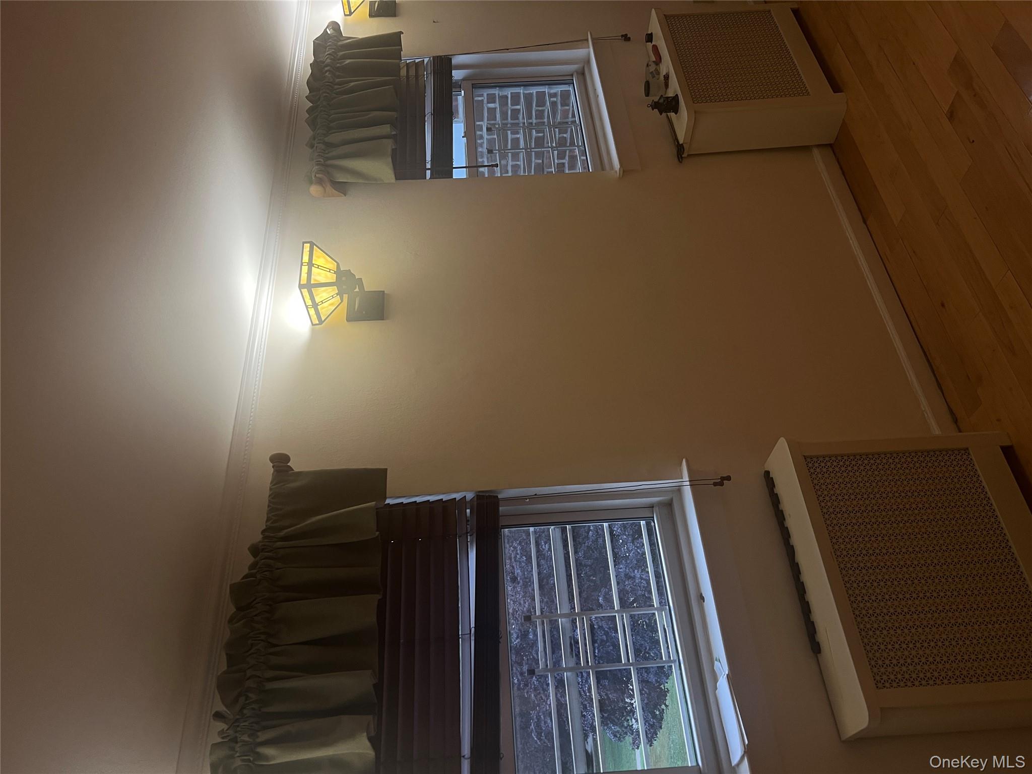 #11 photo, 264-31 Langston Avenue, クイーンズ区 Glen Oaks , NY 11004