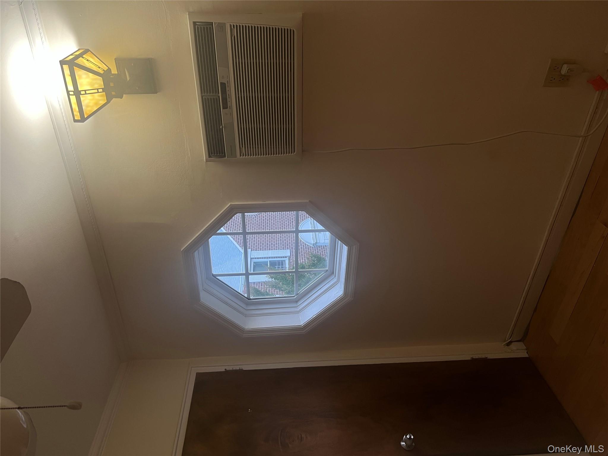 #12 photo, 264-31 Langston Avenue, クイーンズ区 Glen Oaks , NY 11004