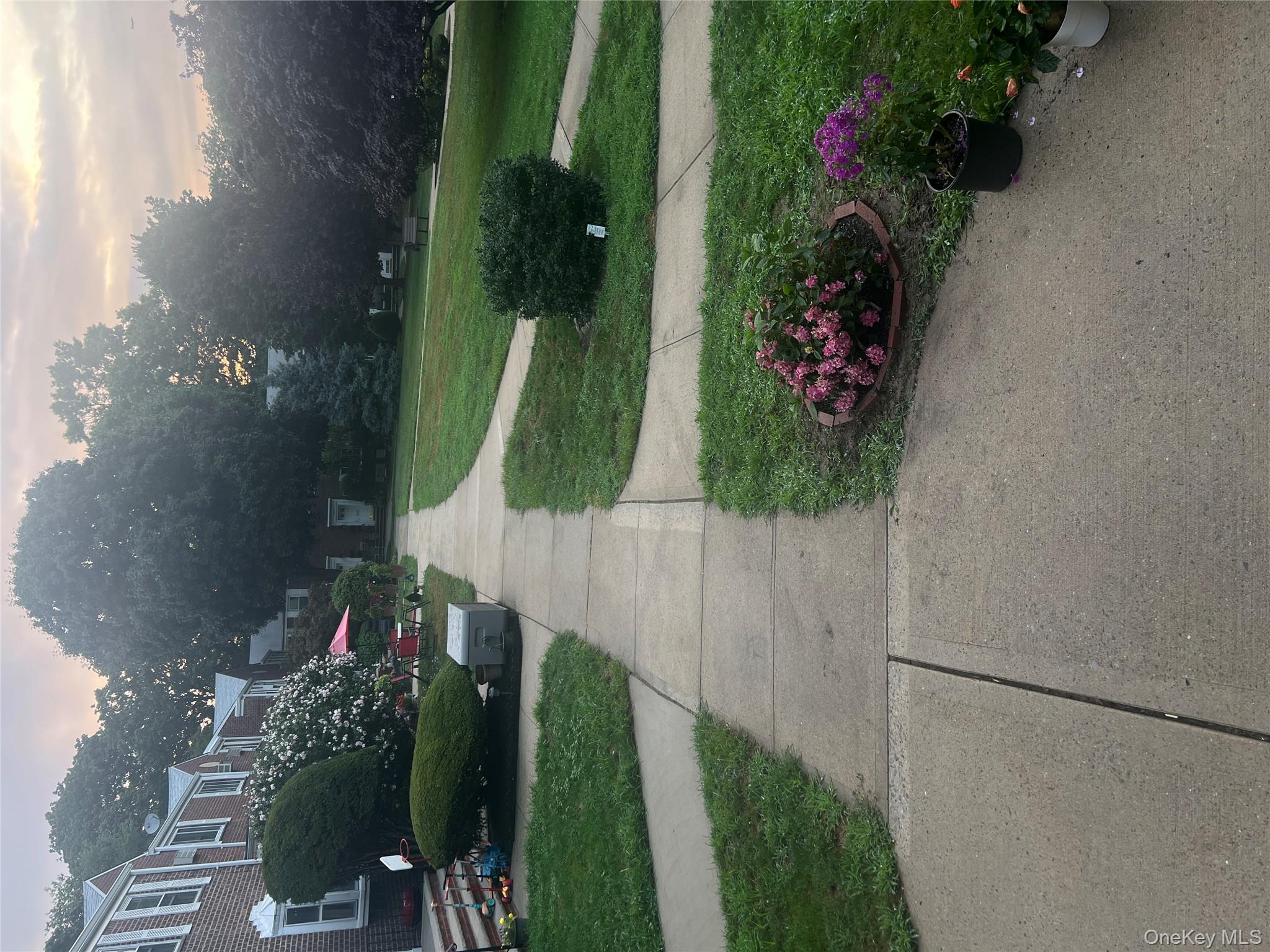 #16 photo, 264-31 Langston Avenue, クイーンズ区 Glen Oaks , NY 11004