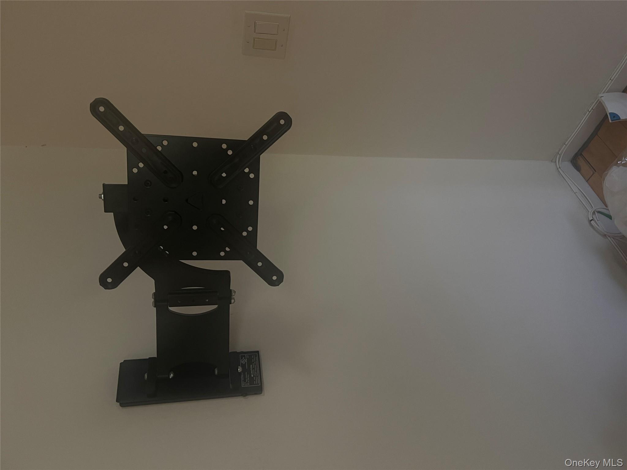 #3 photo, 264-31 Langston Avenue, クイーンズ区 Glen Oaks , NY 11004