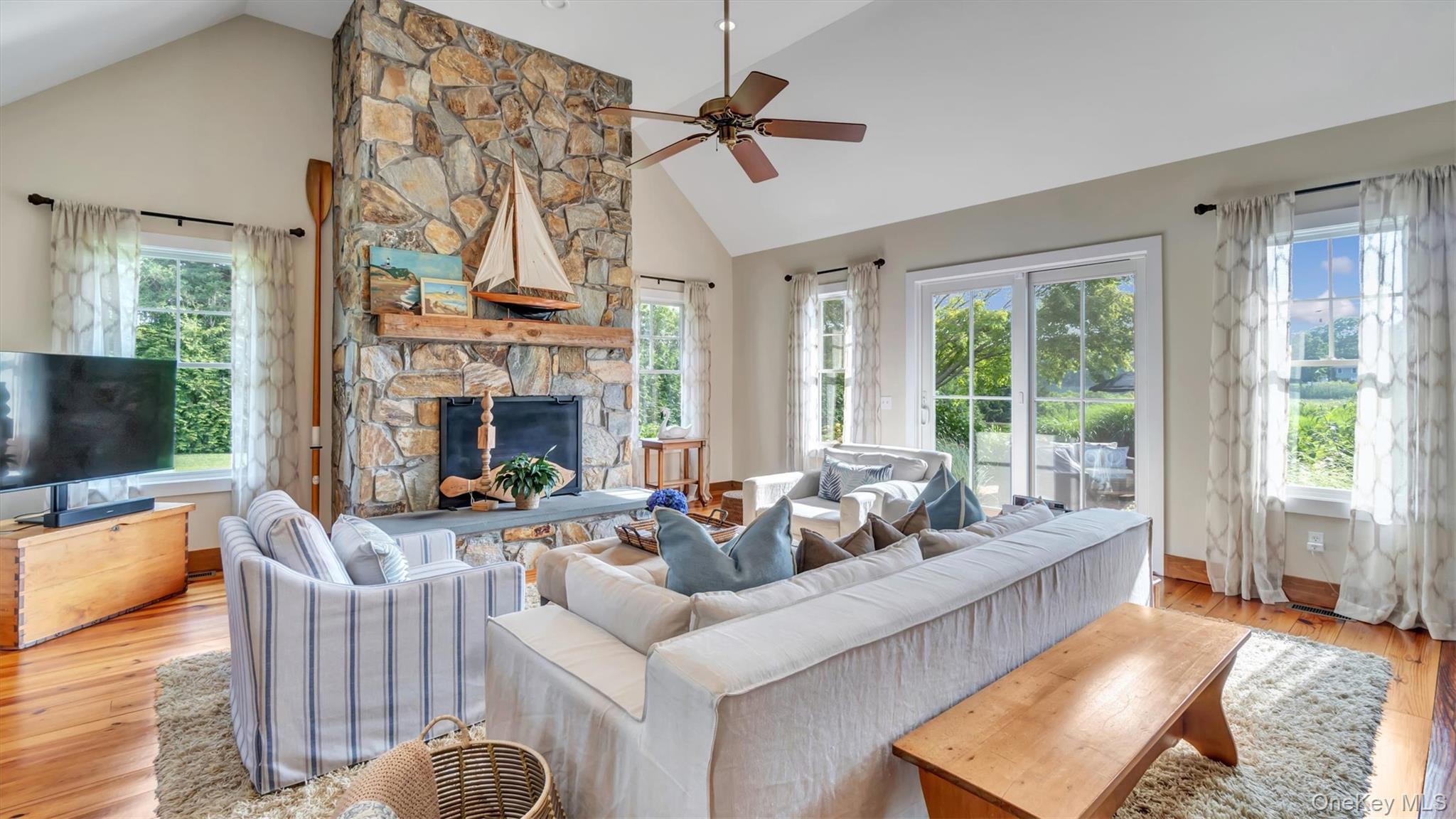 #11 photo, 13A Brushy Neck Lane, サフォーク郡 Westhampton , NY 11977