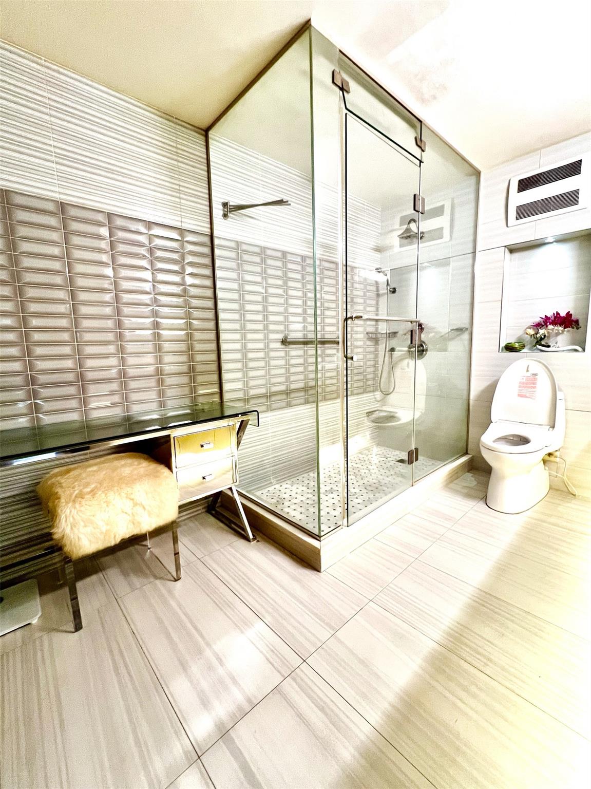 #8 photo, 21019 26th Avenue, クイーンズ区 Bayside , NY 11360