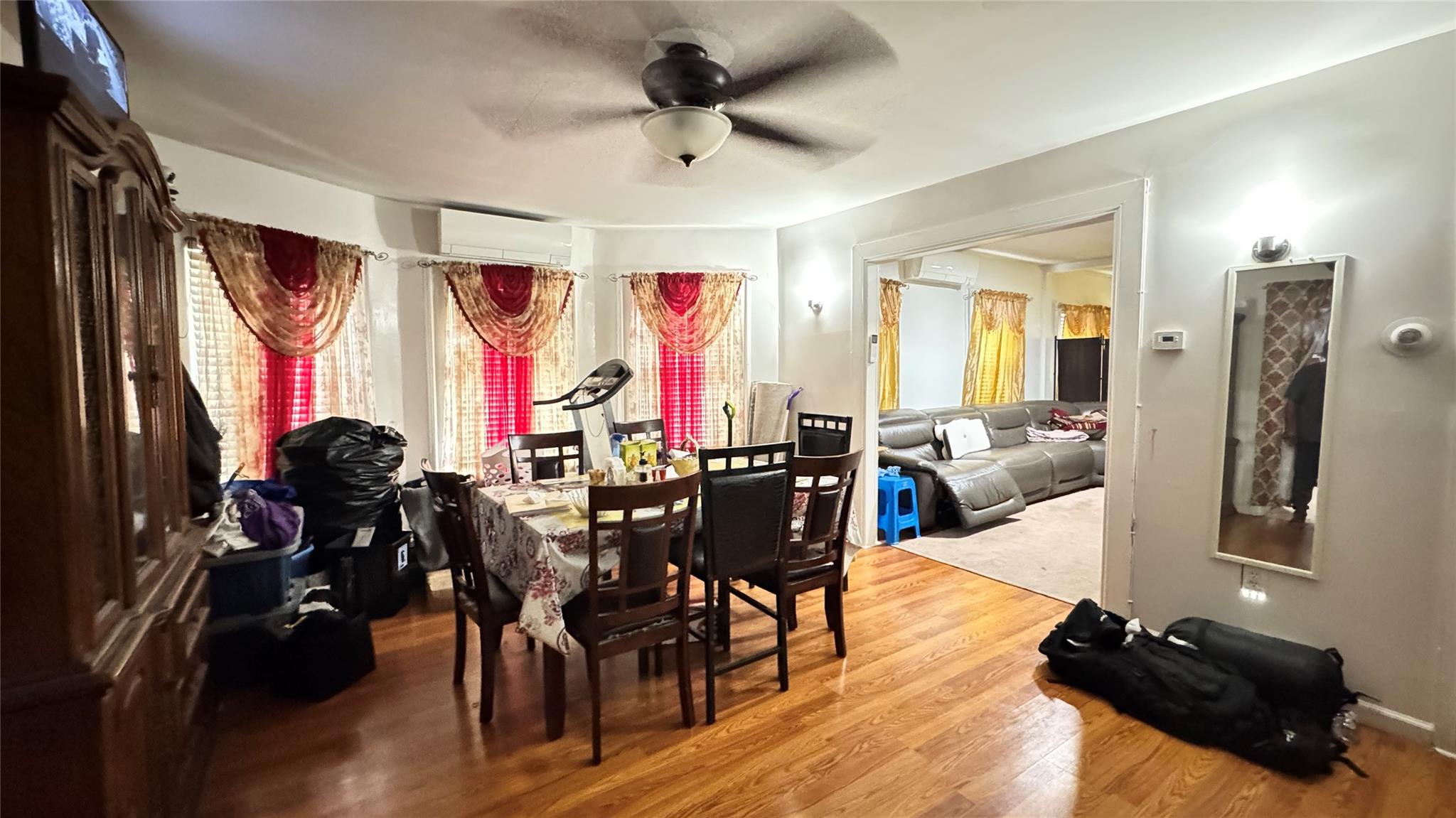 #7 photo, 12302 153rd Street, クイーンズ区 Jamaica , NY 11434