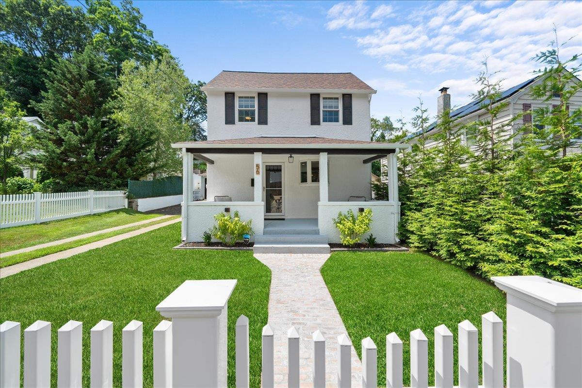 #1 photo, 56 Summers Street, 長島 Oyster Bay , NY 11771