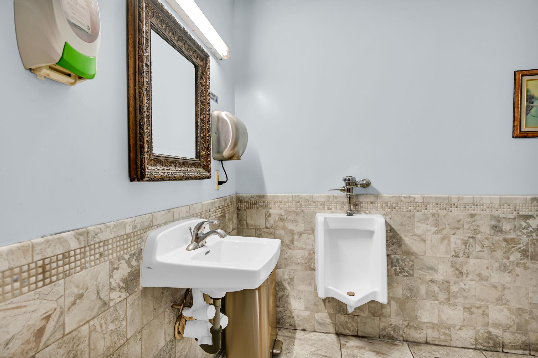 #19 photo, 94 S Robinson Avenue, Newburgh , NY 12550