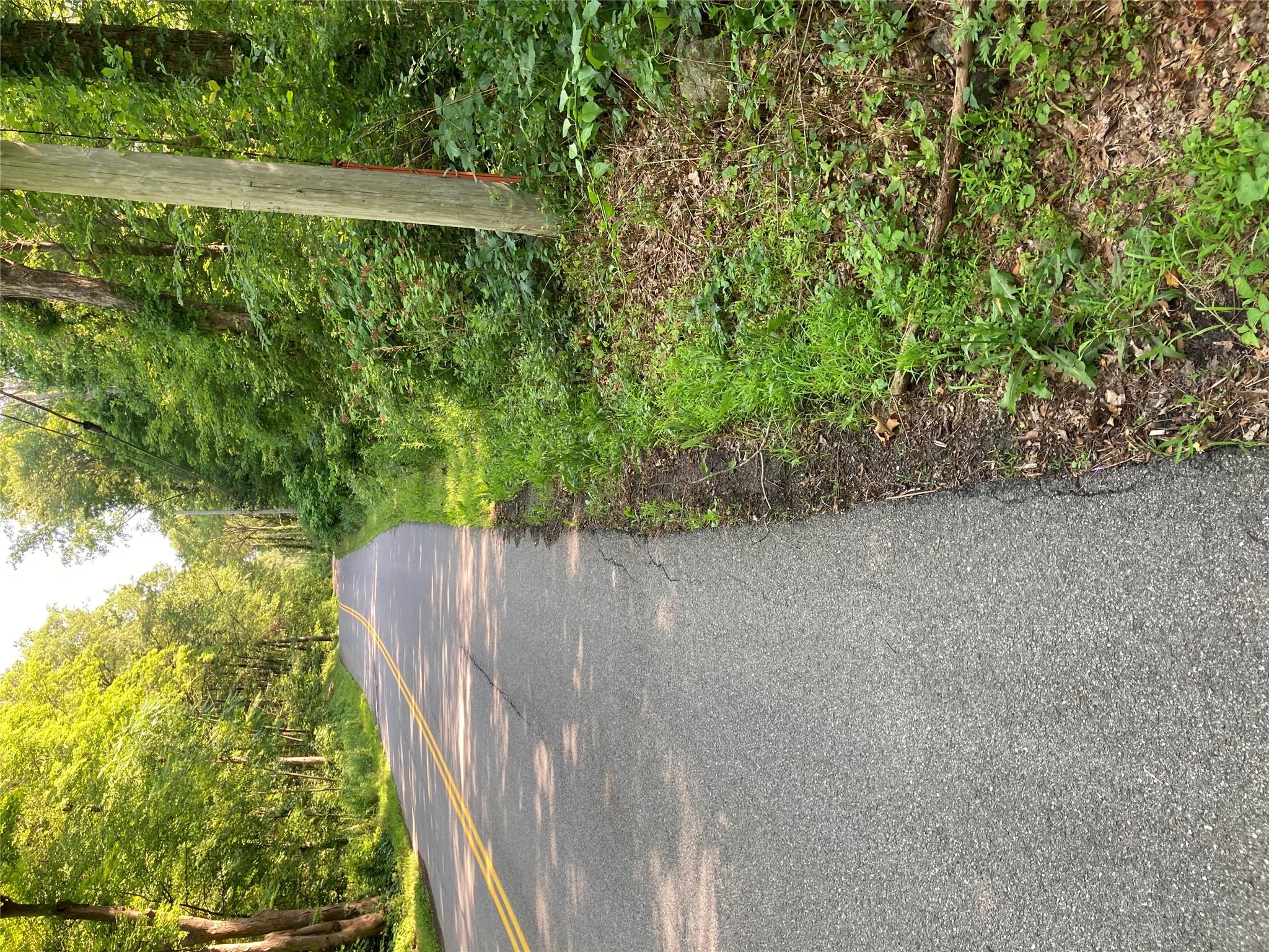 #10 photo, 15a Adam Wagner Lane, Mahopac , NY 10541