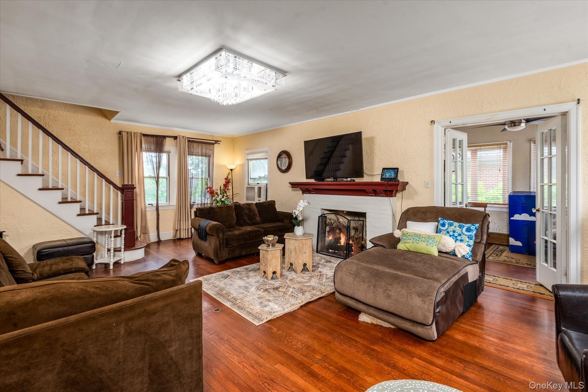 #5 photo, 118 Carver Terrace, Yonkers , NY 10710