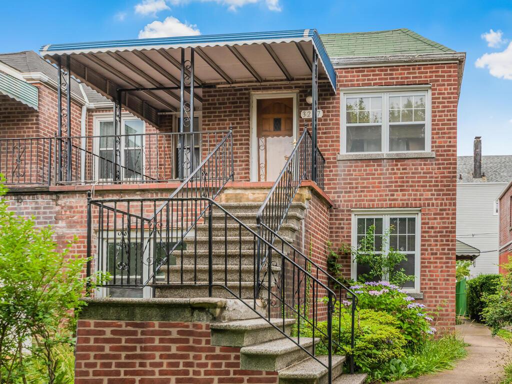 #1 photo, 3227 Bruckner Boulevard, 布朗士 Bronx , NY 10461