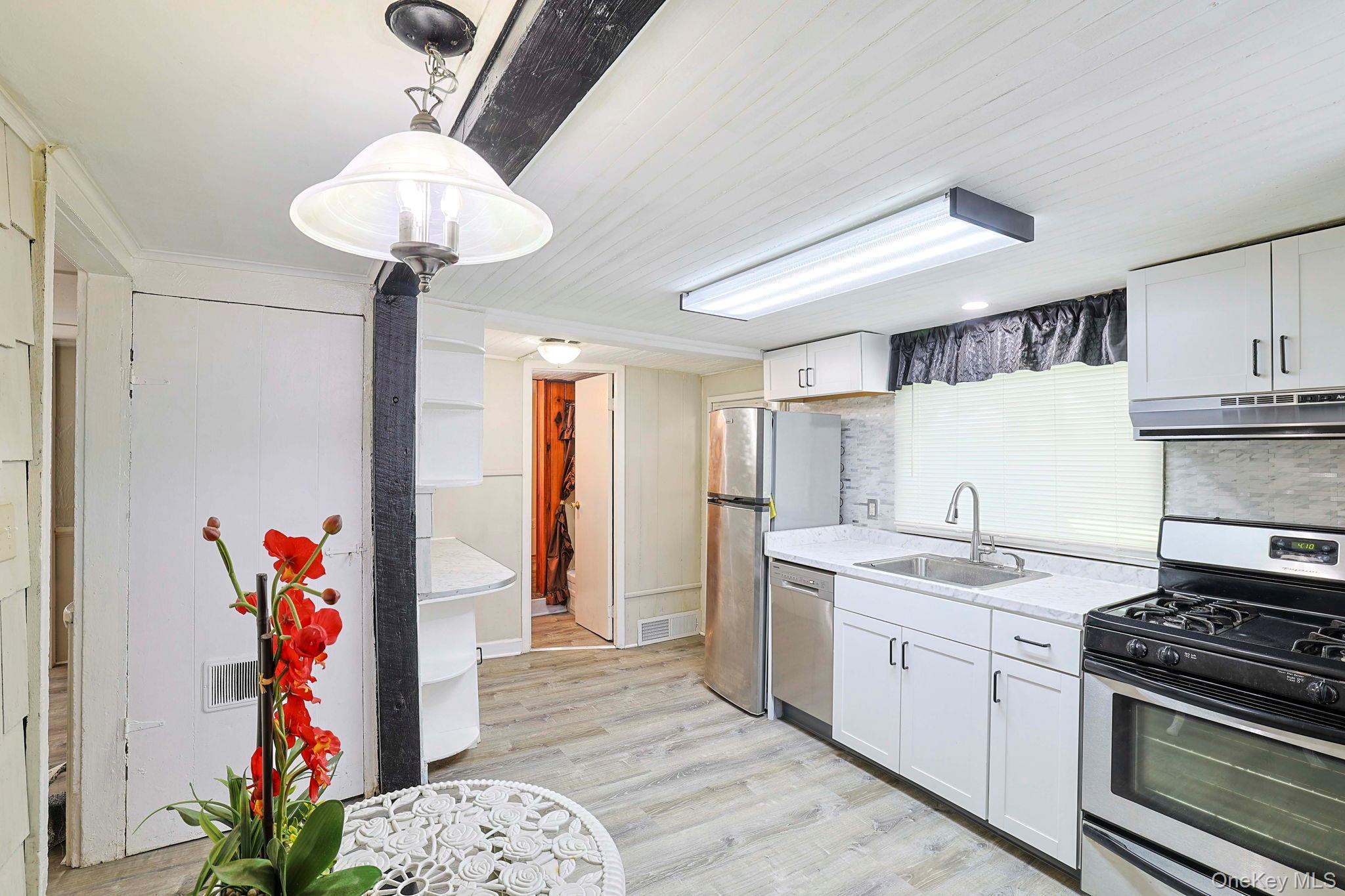 #15 photo, 58 Wawayanda Avenue, Middletown , NY 10940