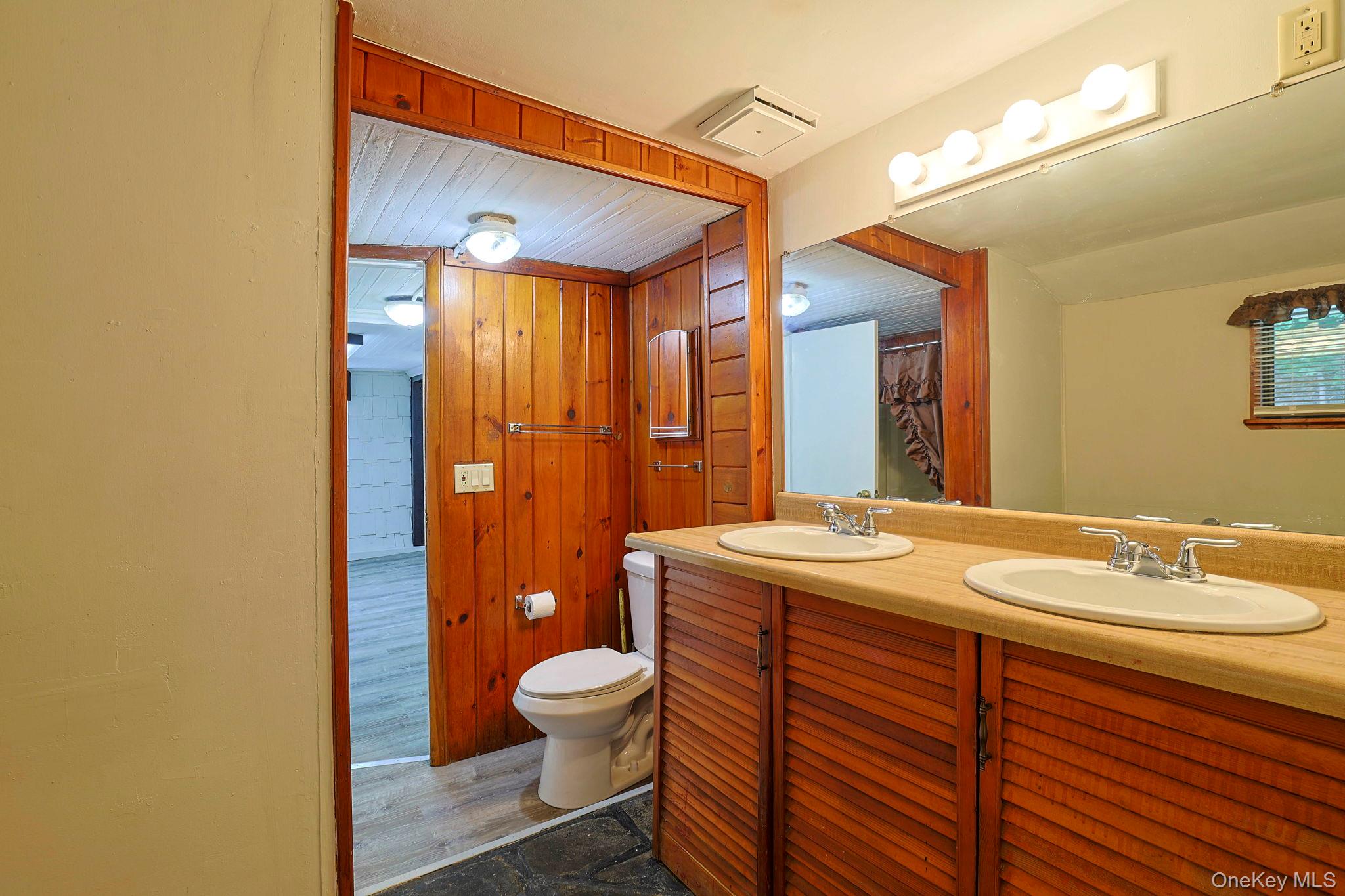 #18 photo, 58 Wawayanda Avenue, Middletown , NY 10940