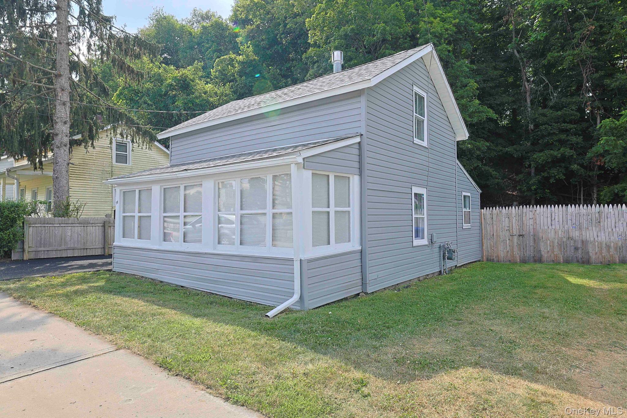 #3 photo, 58 Wawayanda Avenue, Middletown , NY 10940