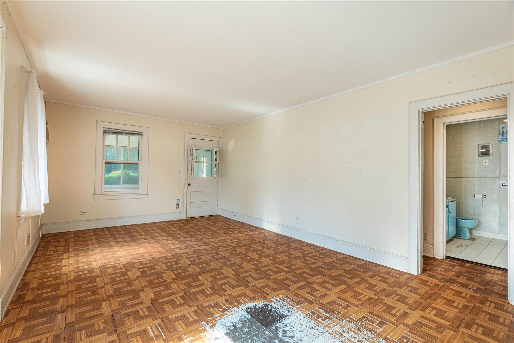 #12 photo, 2 Florence Street, North Baldwin , NY 11510