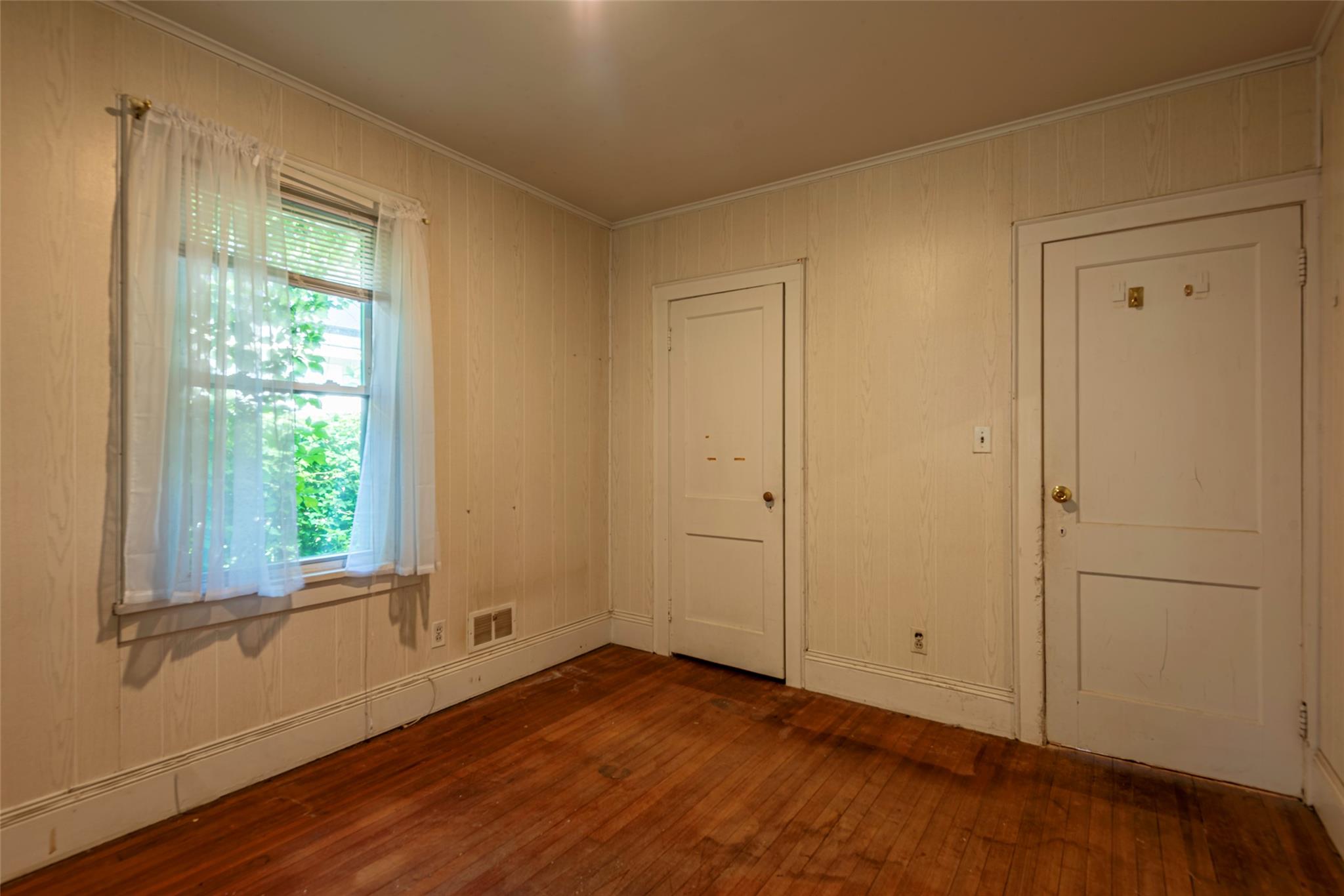 #19 photo, 2 Florence Street, North Baldwin , NY 11510