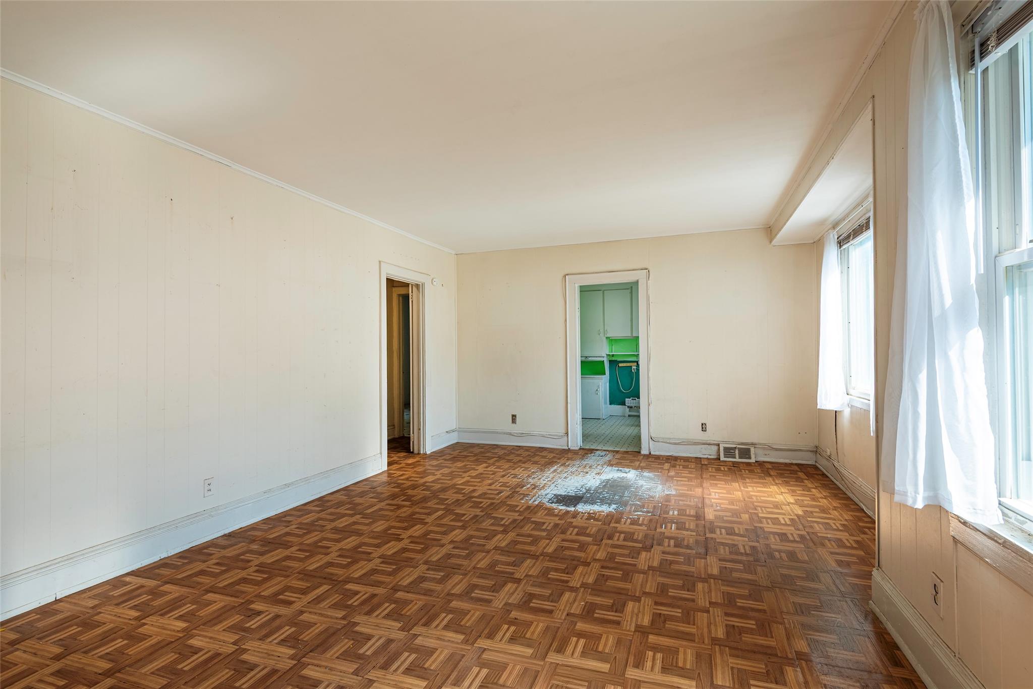 #7 photo, 2 Florence Street, North Baldwin , NY 11510