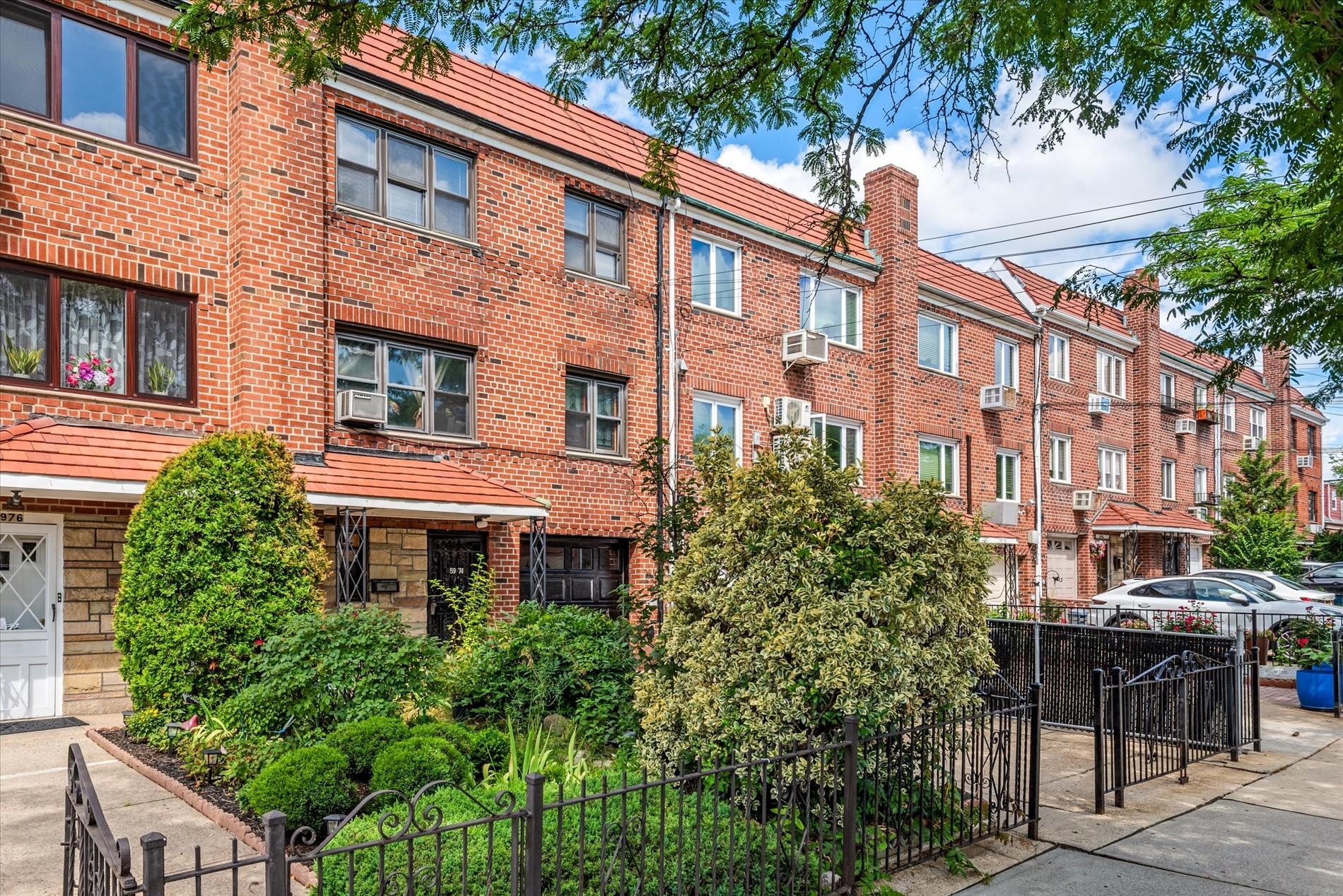 #3 photo, 5974 Fresh Pond Road, クイーンズ区 Maspeth , NY 11378