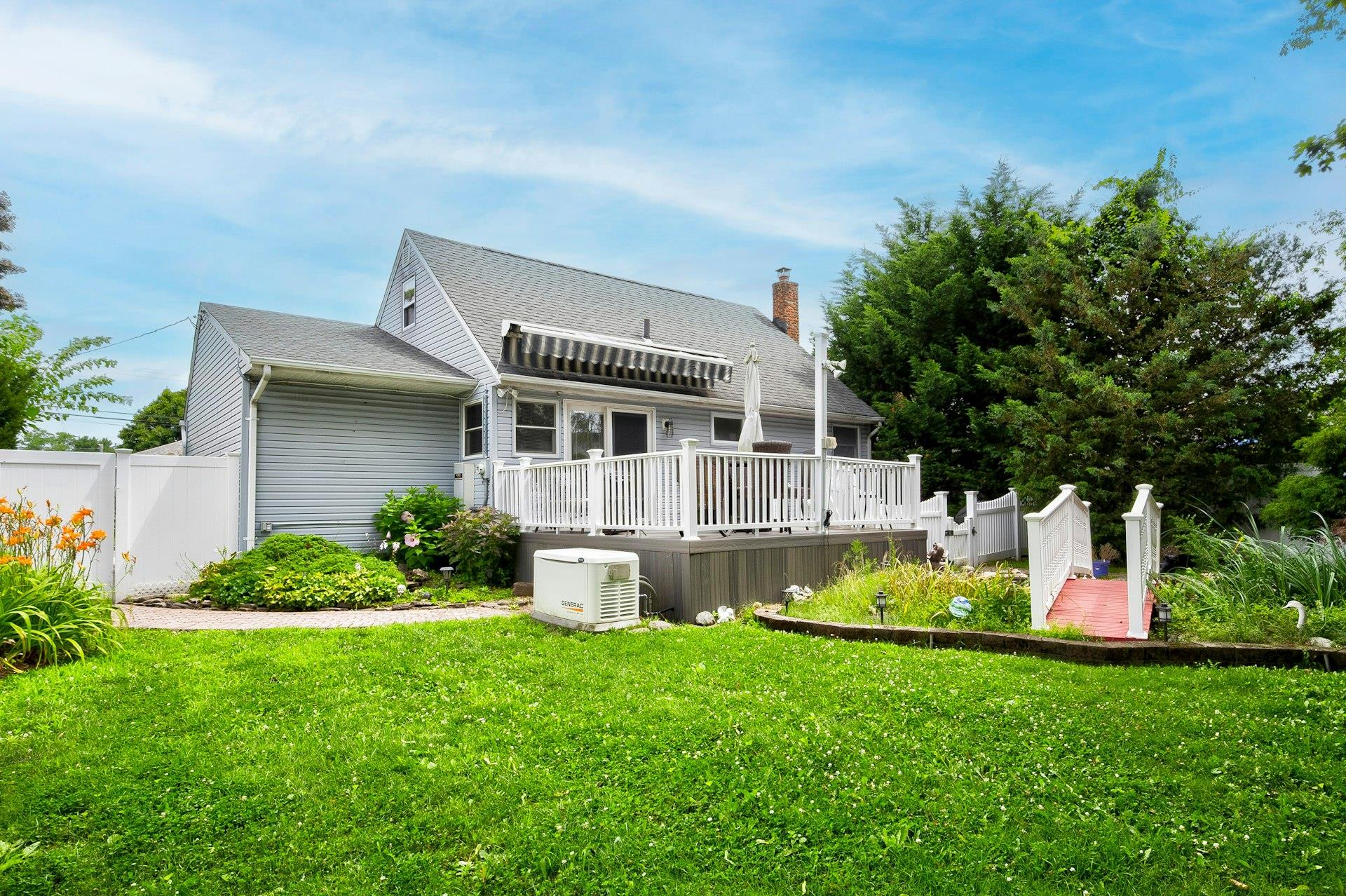 #7 photo, 391 31st Street, サフォーク郡 Lindenhurst , NY 11757