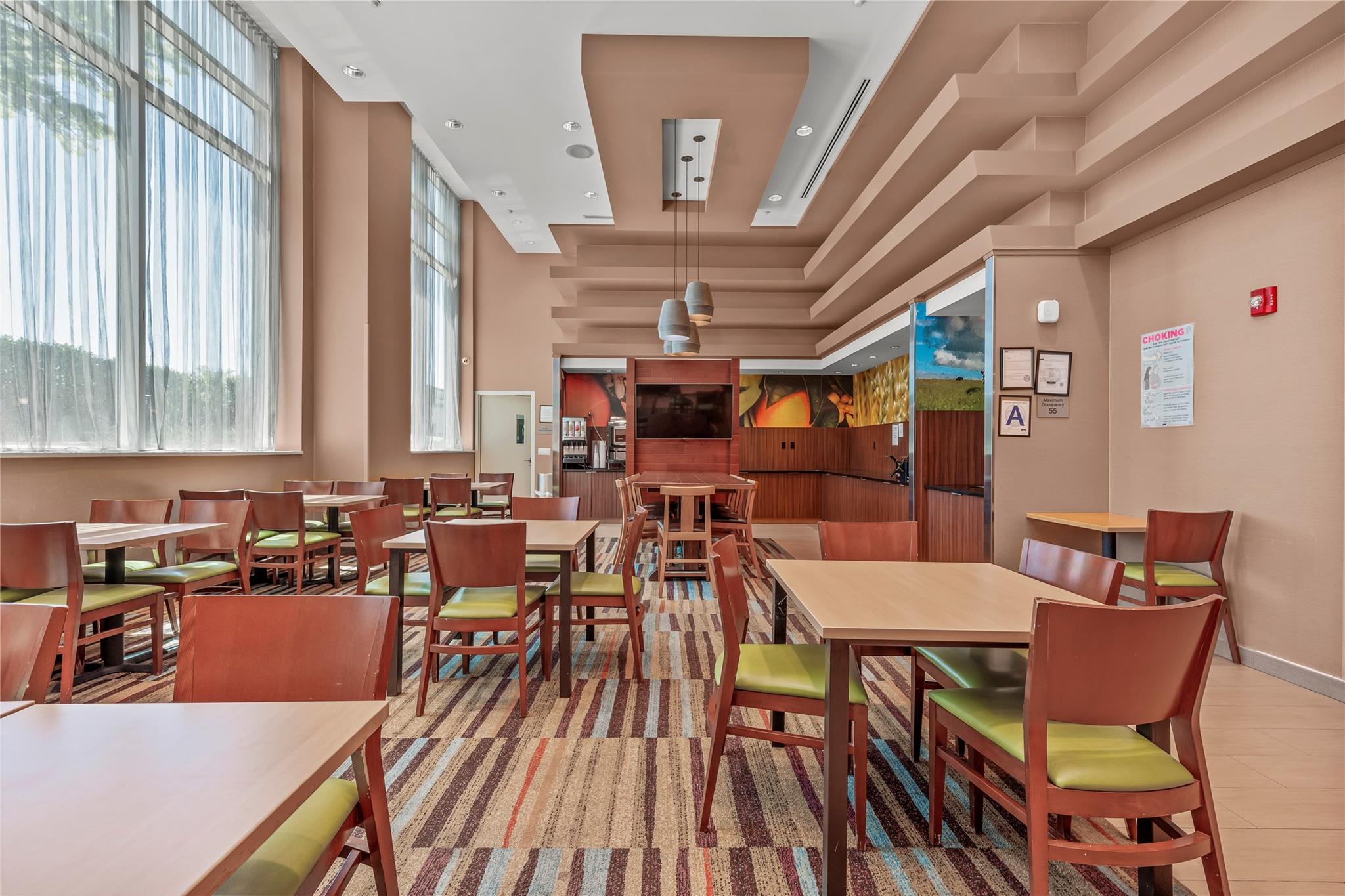 #7 photo, 18331 Horace Harding Expressway, クイーンズ区 Fresh Meadows , NY 11365