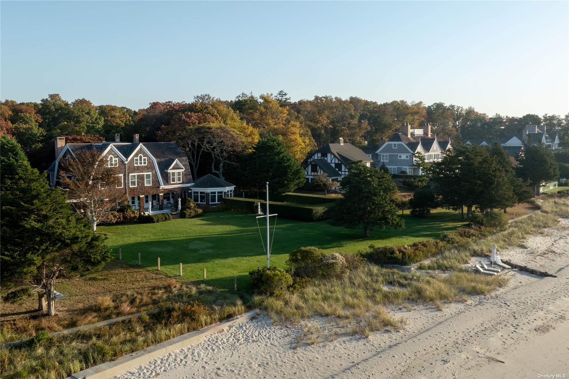 #1 photo, 12120 New Suffolk Avenue, 東長島 Cutchogue , NY 11935