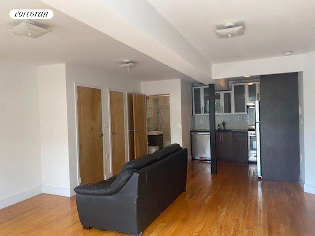 #3 photo, New York City, マンハッタン Central Harlem , NY 10035