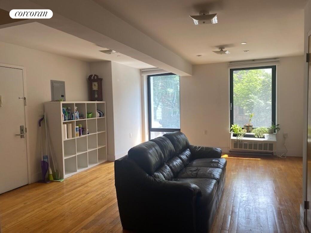 #4 photo, New York City, マンハッタン Central Harlem , NY 10035