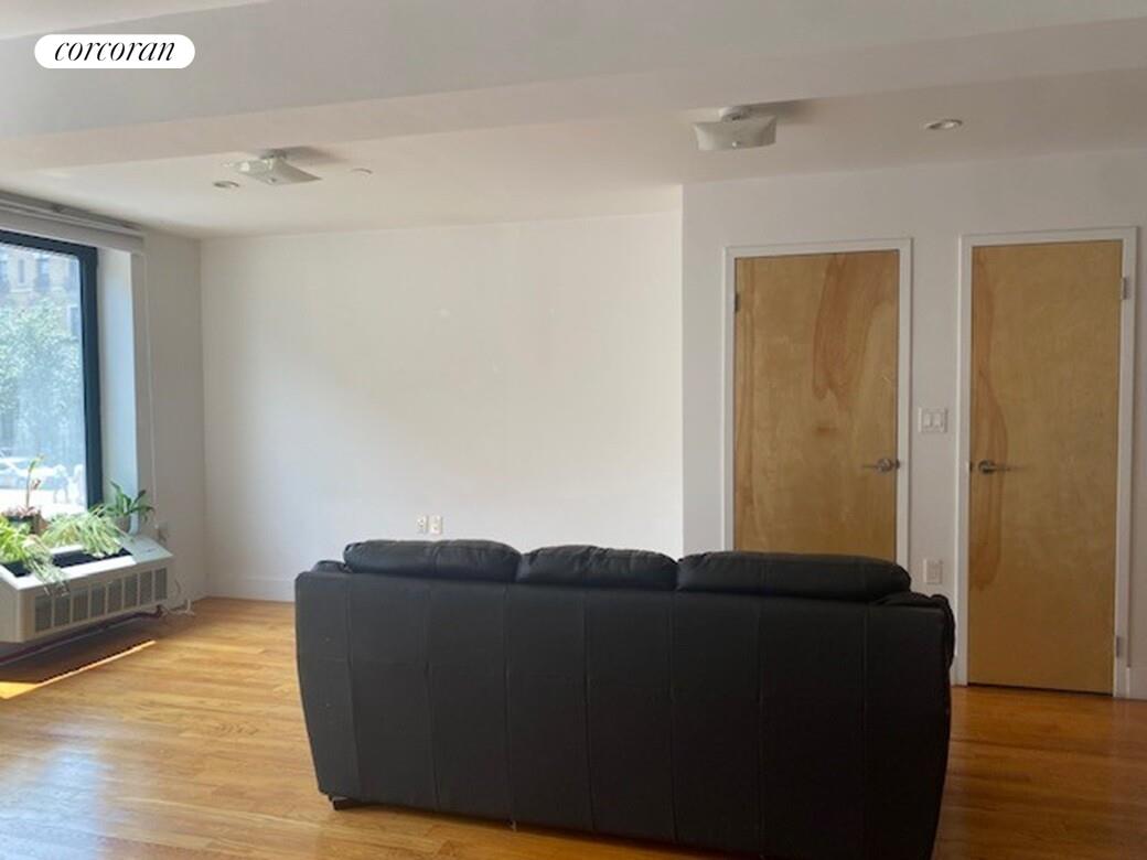 #5 photo, New York City, マンハッタン Central Harlem , NY 10035