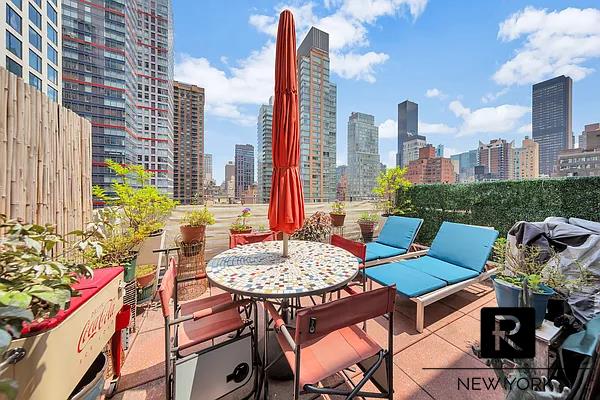 #1 photo, 211 E 53rd Street, 曼哈頓 中城东区 Turtle Bay , NY 10022