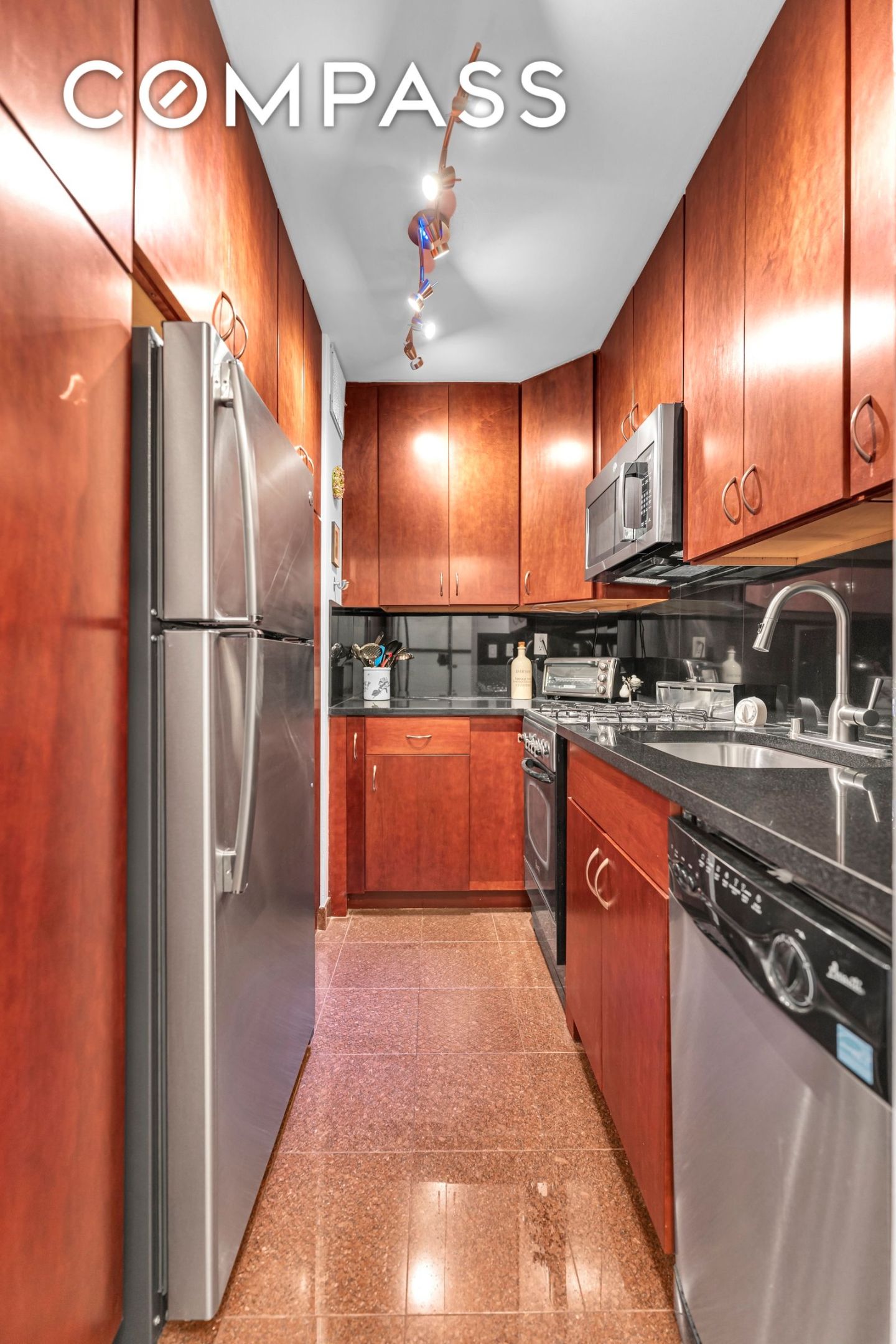 #3 photo, 180 W End Avenue, Upper West Side , NY 10023