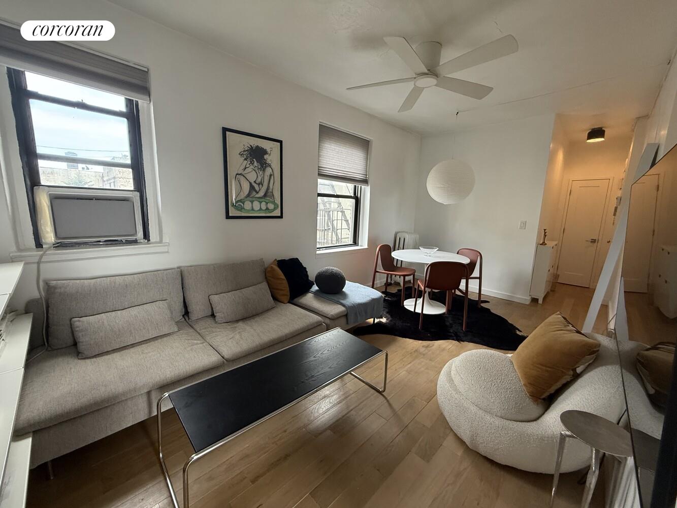 #2 photo, 21-47 33RD Street, クイーンズ区 Ditmars Steinway , NY 11105