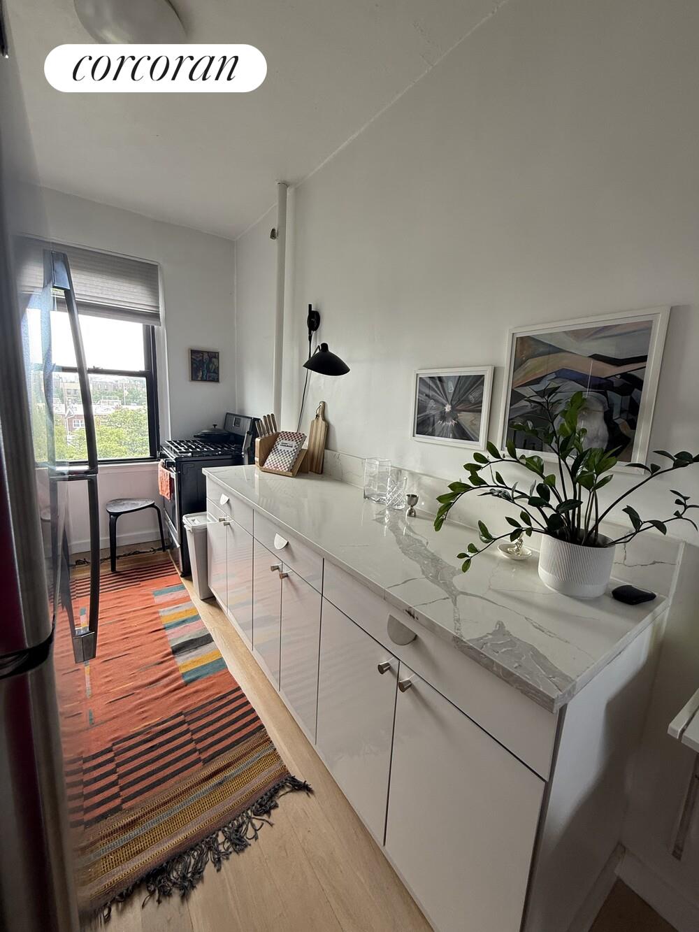 #4 photo, 21-47 33RD Street, クイーンズ区 Ditmars Steinway , NY 11105