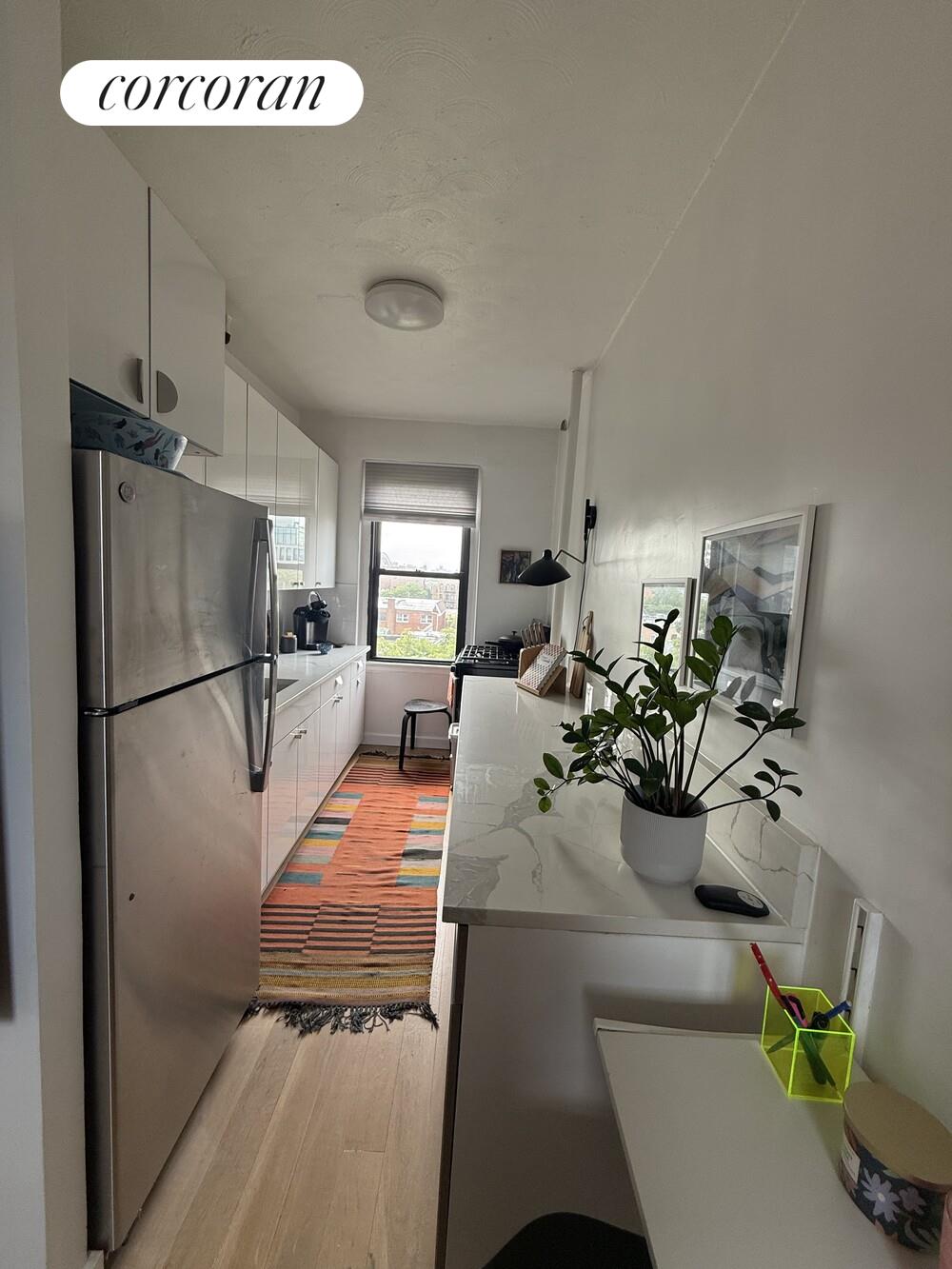 #5 photo, 21-47 33RD Street, クイーンズ区 Ditmars Steinway , NY 11105