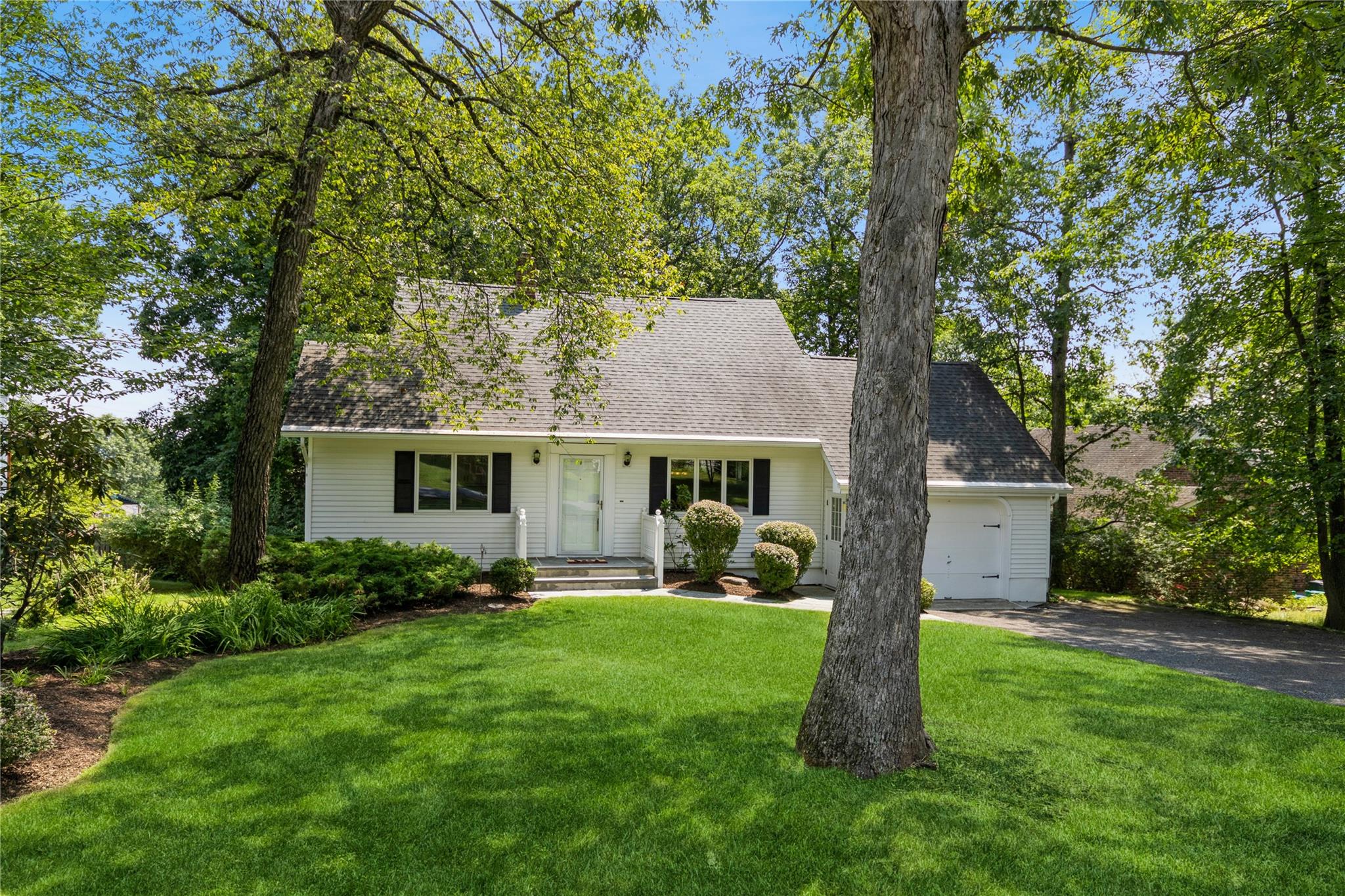 #1 photo, 509 Hudson View Road, Nyack , NY 10960