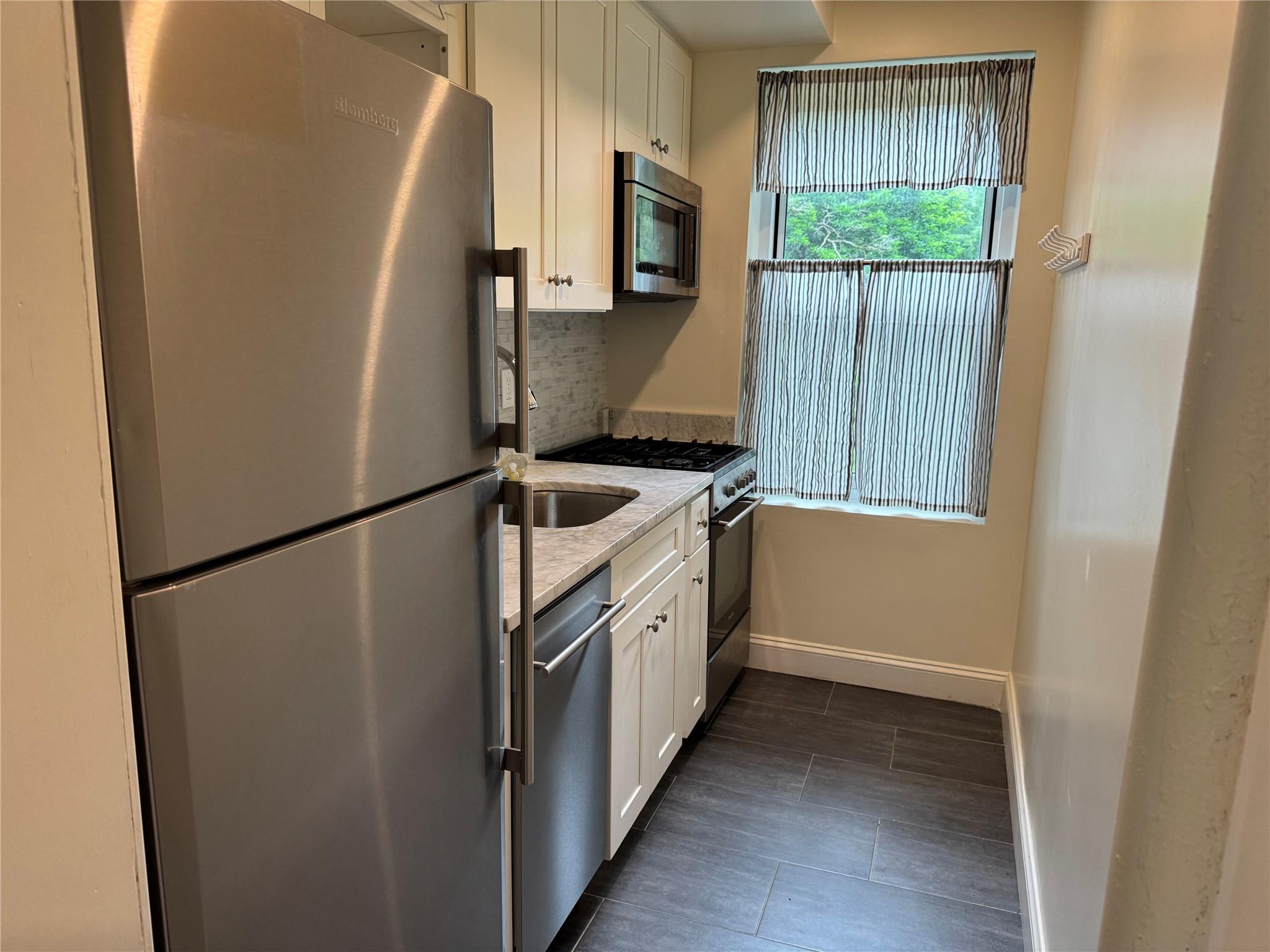 #10 photo, 555 Broadway Avenue, Hastings-on-Hudson , NY 10706