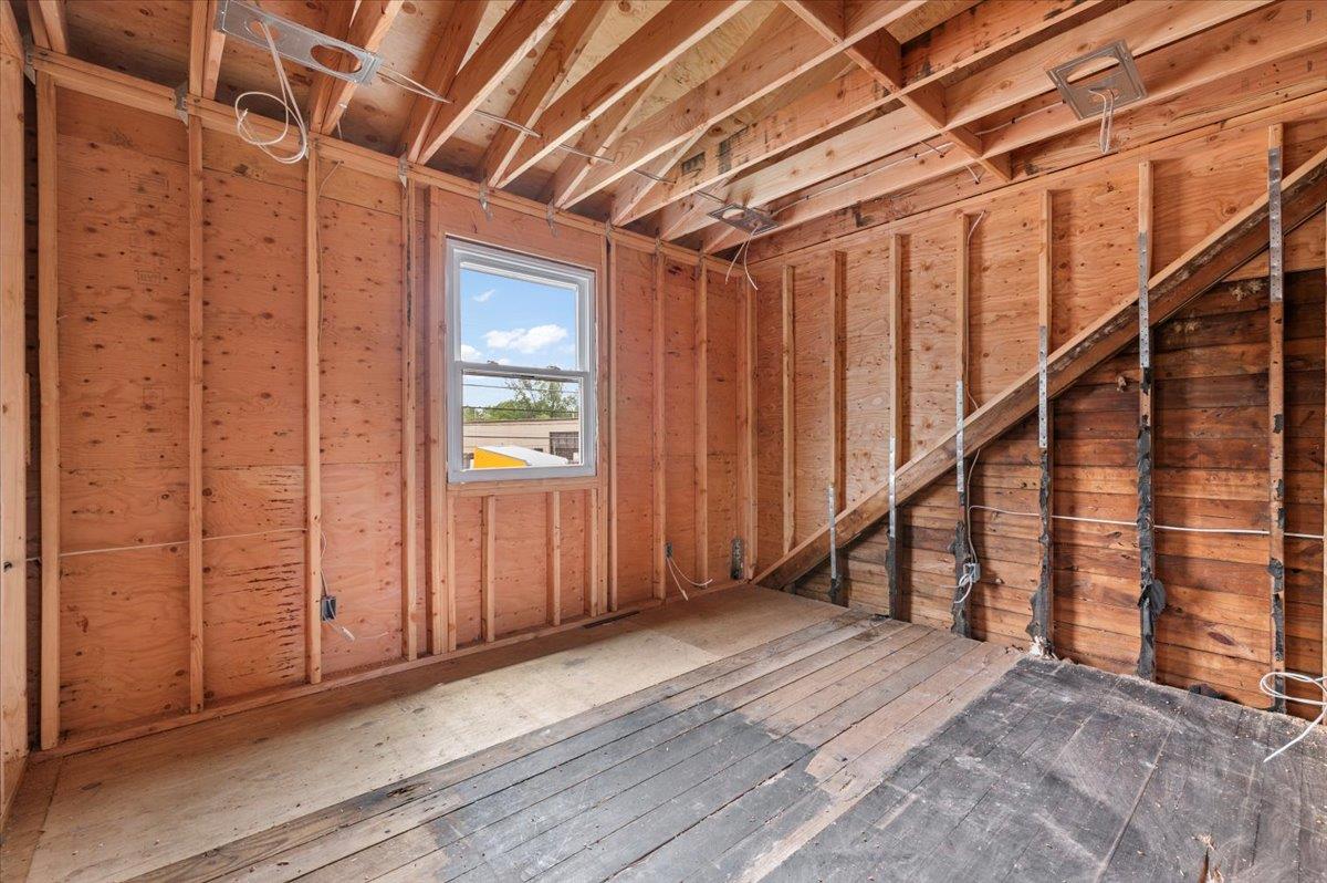 #11 photo, 130 E Carmans Road, サフォーク郡 Farmingdale , NY 11735