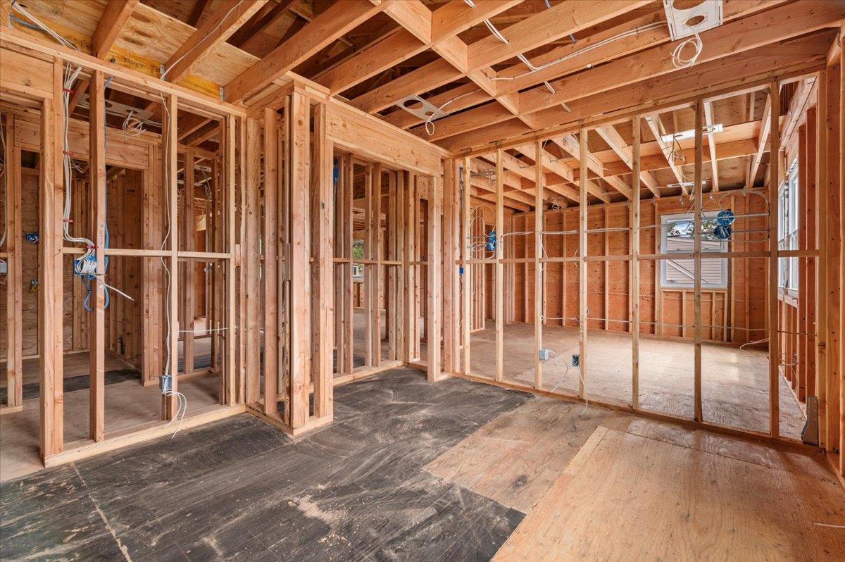 #16 photo, 130 E Carmans Road, サフォーク郡 Farmingdale , NY 11735