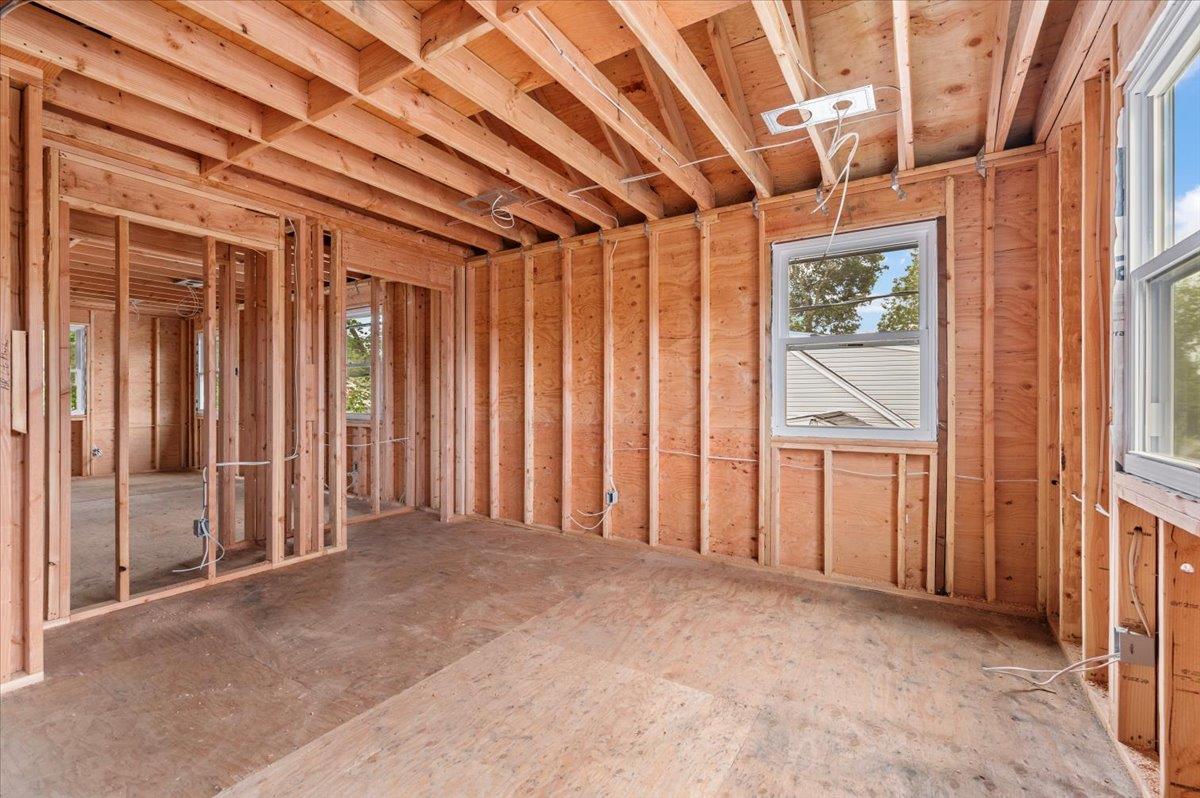 #19 photo, 130 E Carmans Road, サフォーク郡 Farmingdale , NY 11735