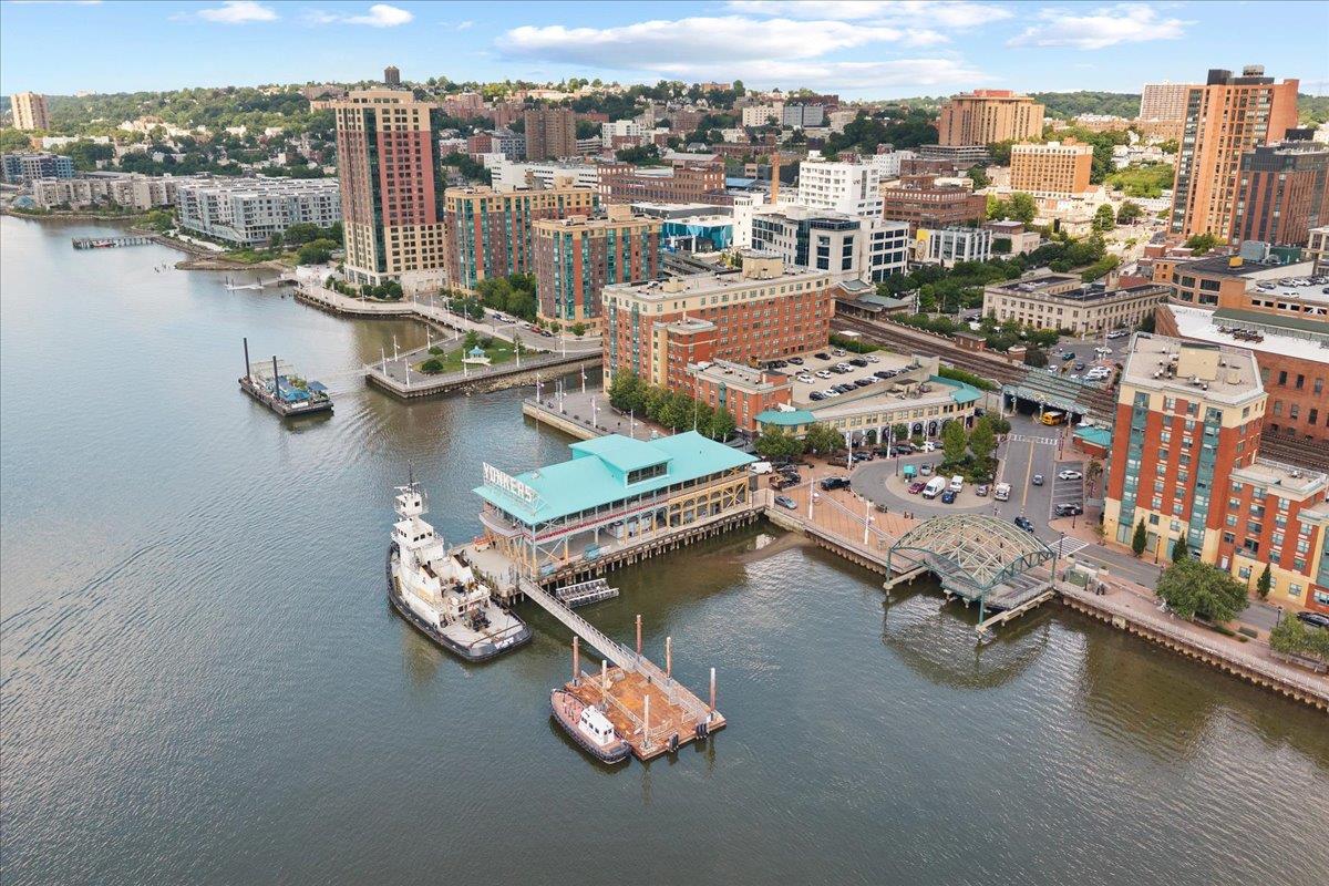 #12 photo, 23 Water Grant St, Yonkers , NY 10701