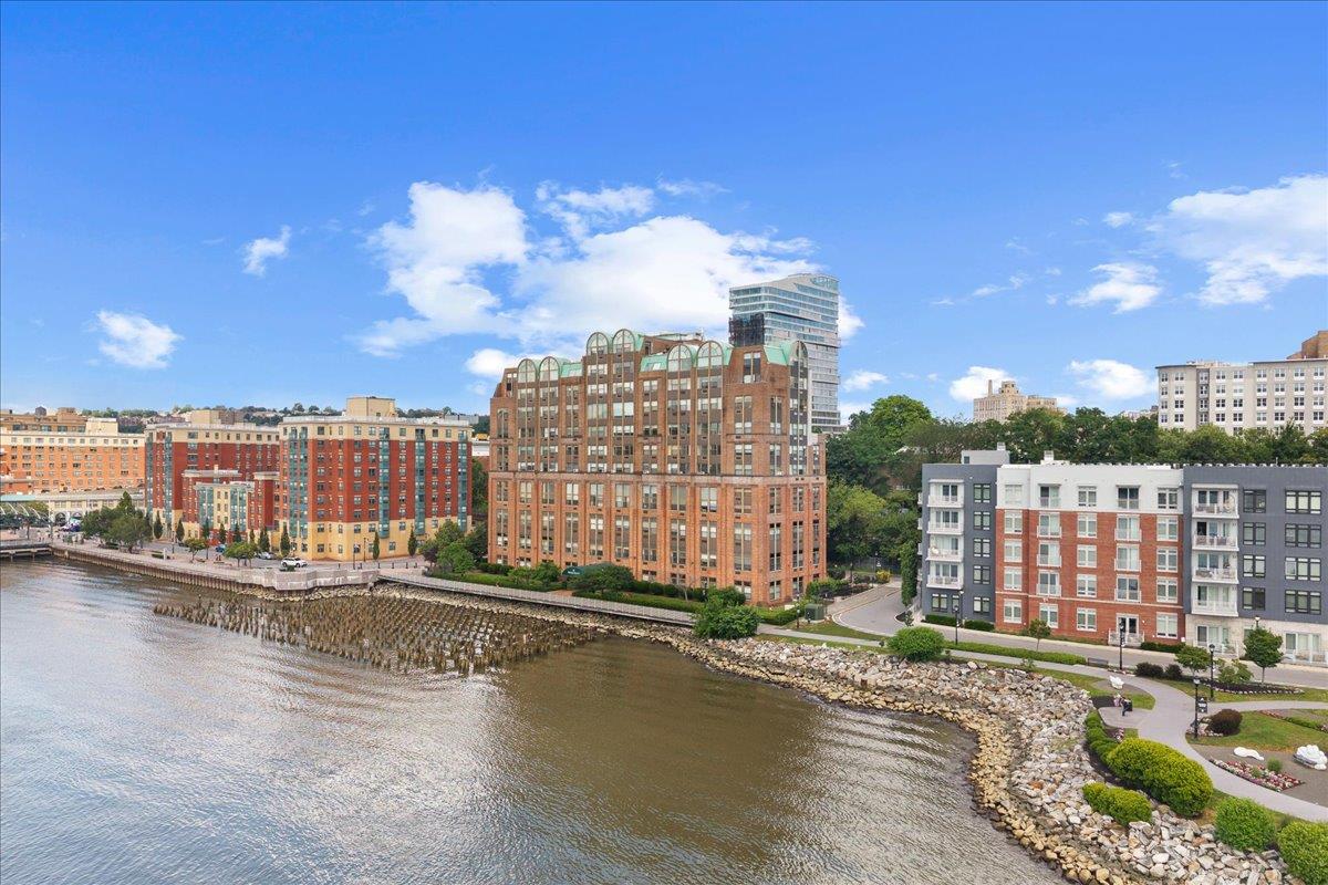 #6 photo, 23 Water Grant St, Yonkers , NY 10701