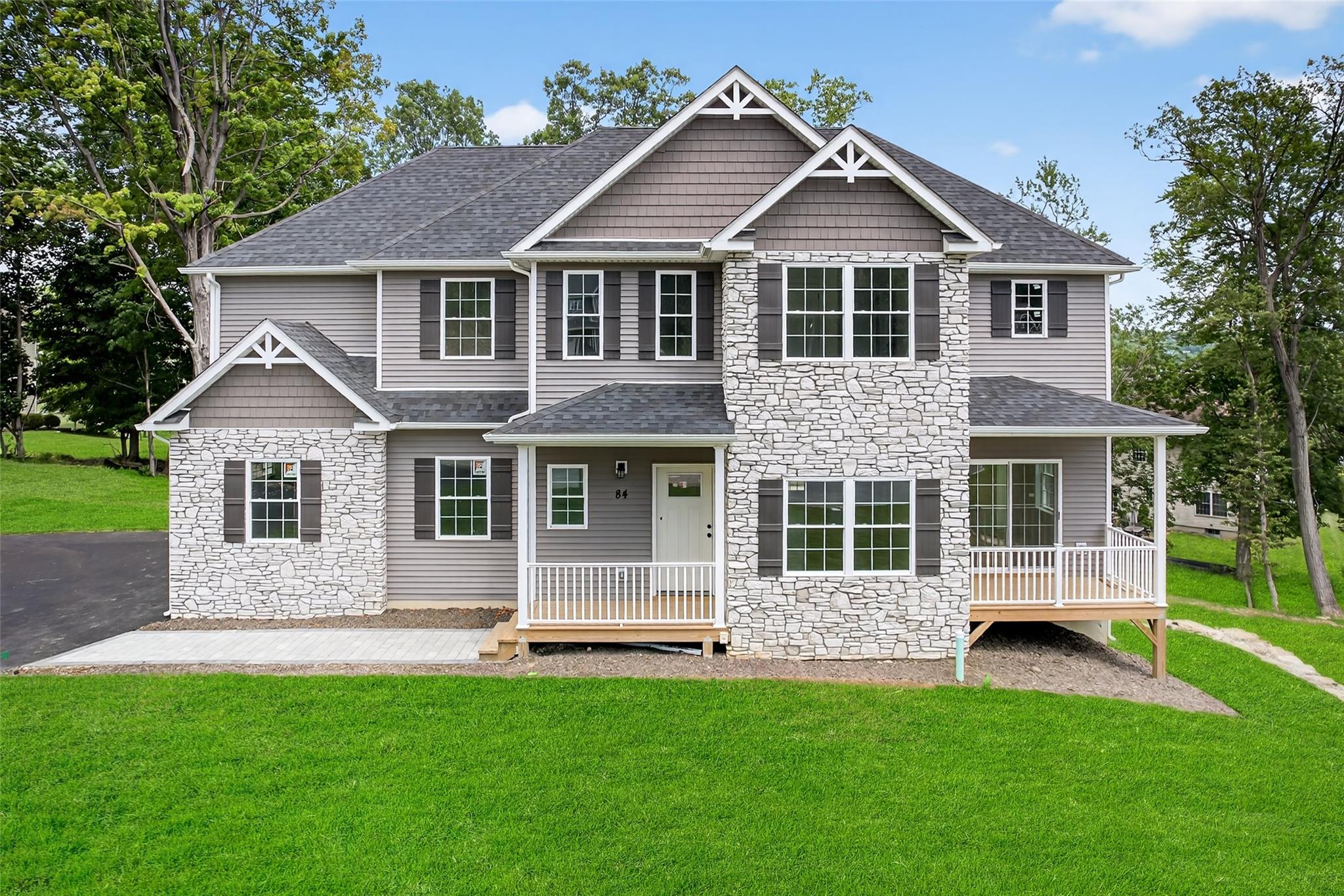 #1 photo, 84 Frank Street, 紐約州 New Windsor , NY 12553