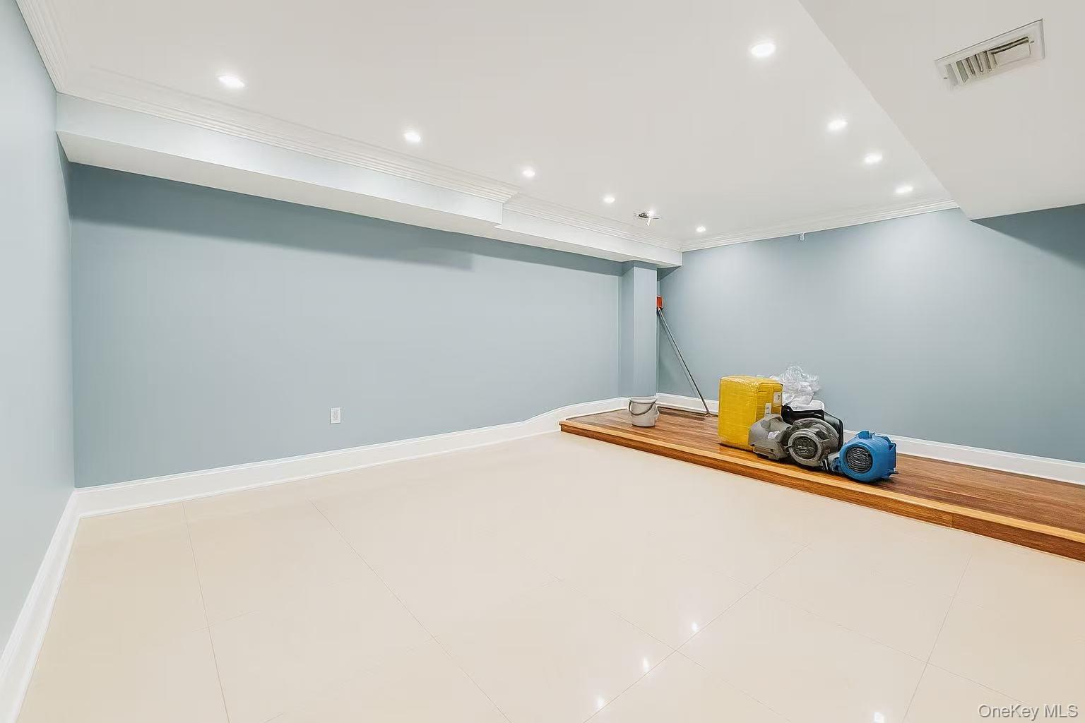 #16 photo, 26 Birchdale Lane, ナッソー郡 Port Washington , NY 11050