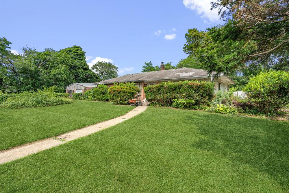 #1 photo, 180 Baiting Place Road, 東長島 Farmingdale , NY 11735