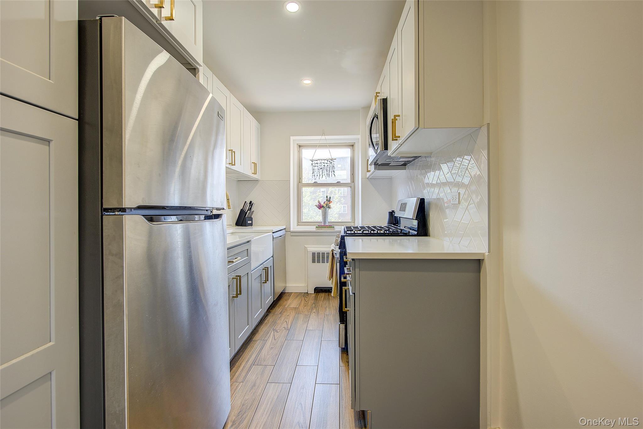 #18 photo, 144-60 Gravett Road, Куинс ‖ Kew Garden Hills , NY 11367