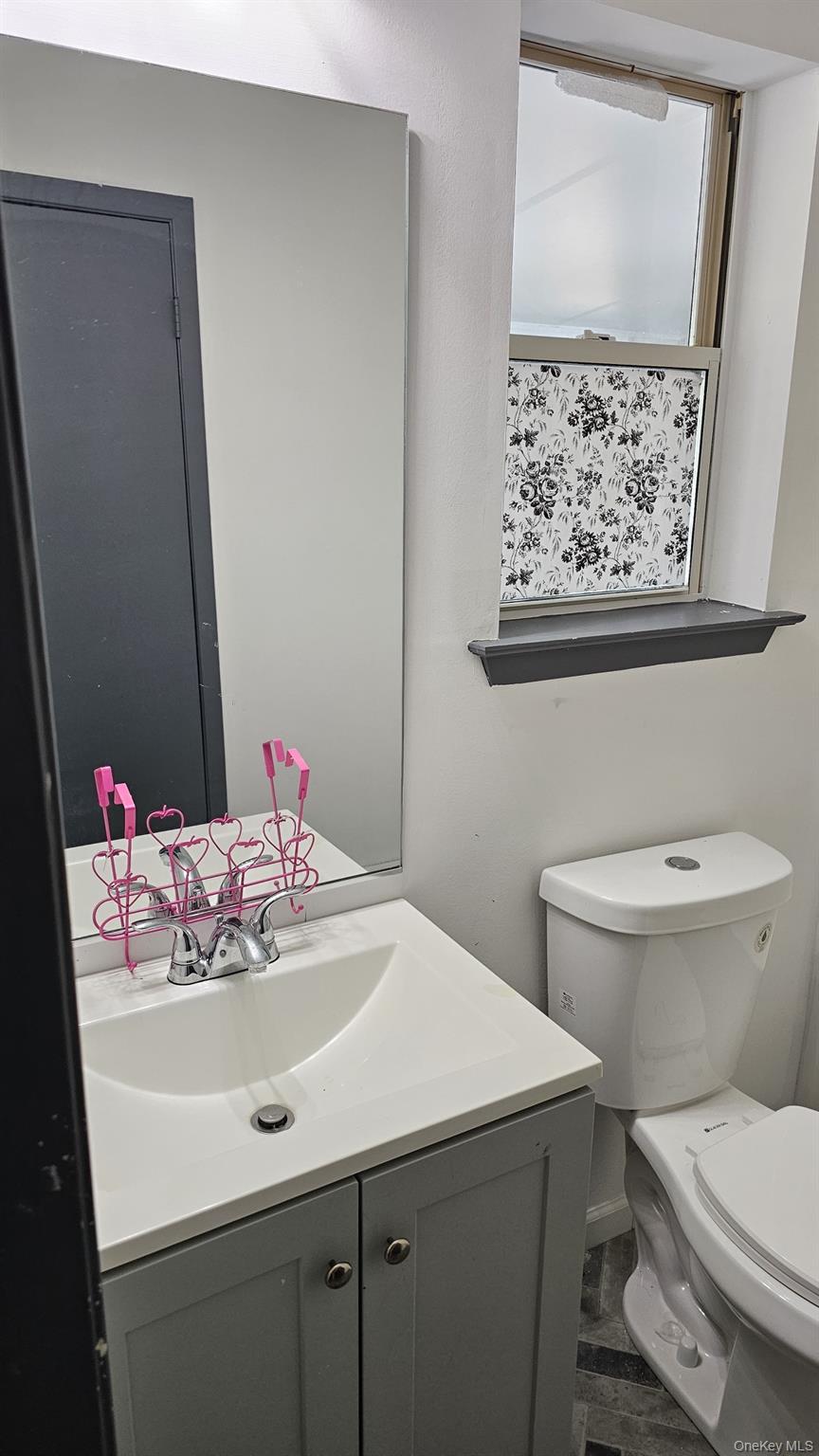 #14 photo, 81 Parkwood Drive, サフォーク郡 Mastic Beach , NY 11951