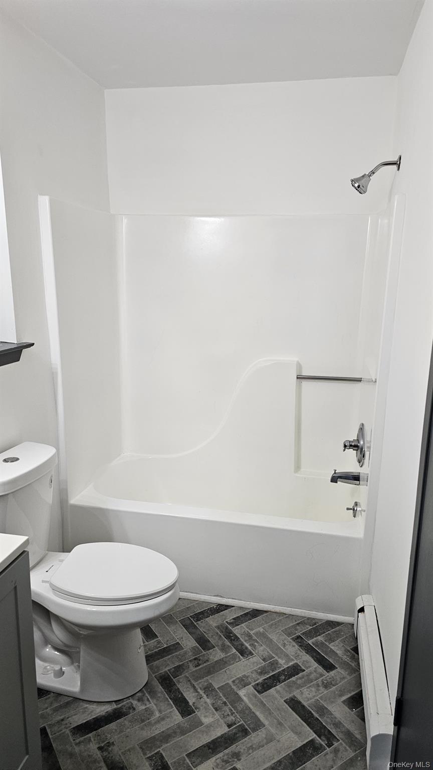 #18 photo, 81 Parkwood Drive, サフォーク郡 Mastic Beach , NY 11951