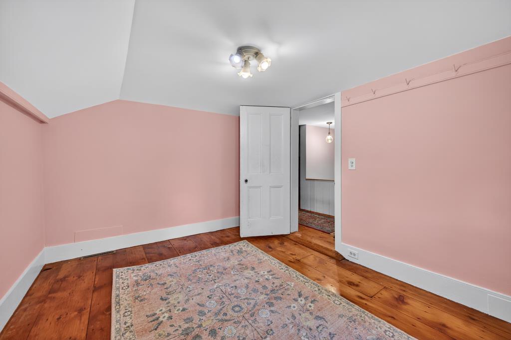 #9 photo, 35 Everett Road, Goshen , NY 10916