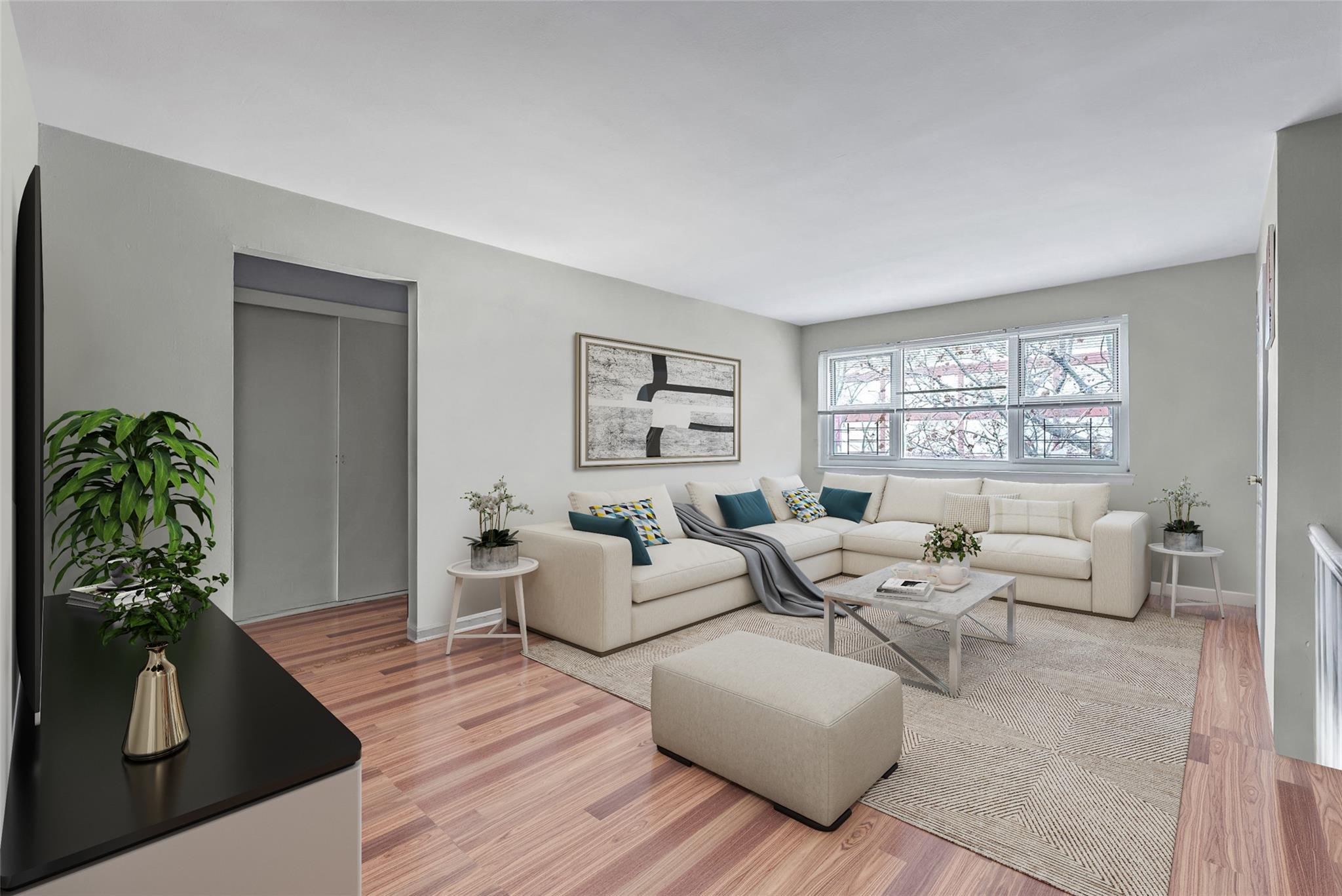 #4 photo, 150-62 Melbourne Avenue, Flushing , NY 11367